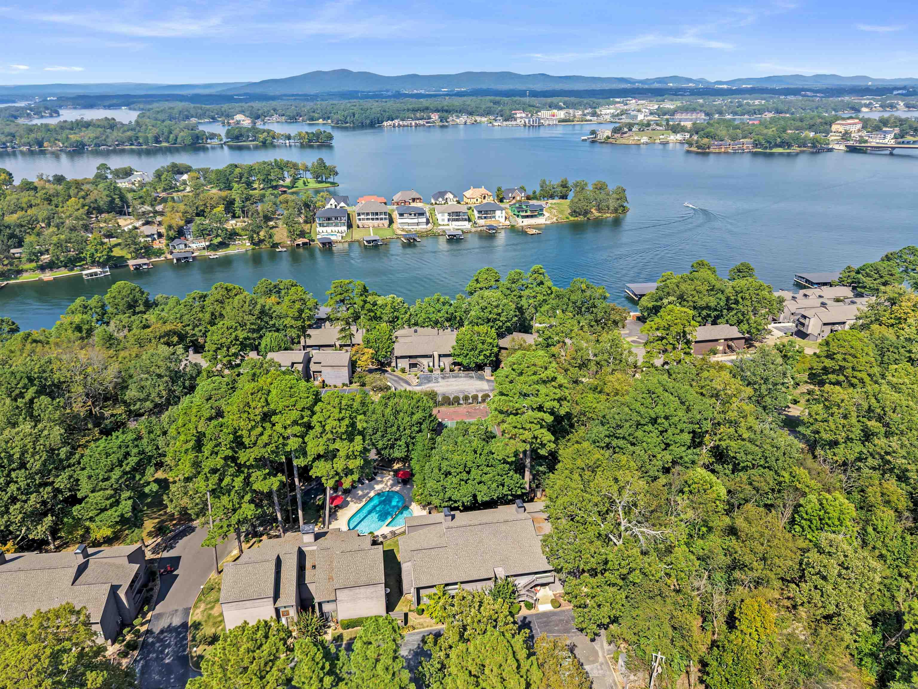 SOUTH SHORE HPR - Residential