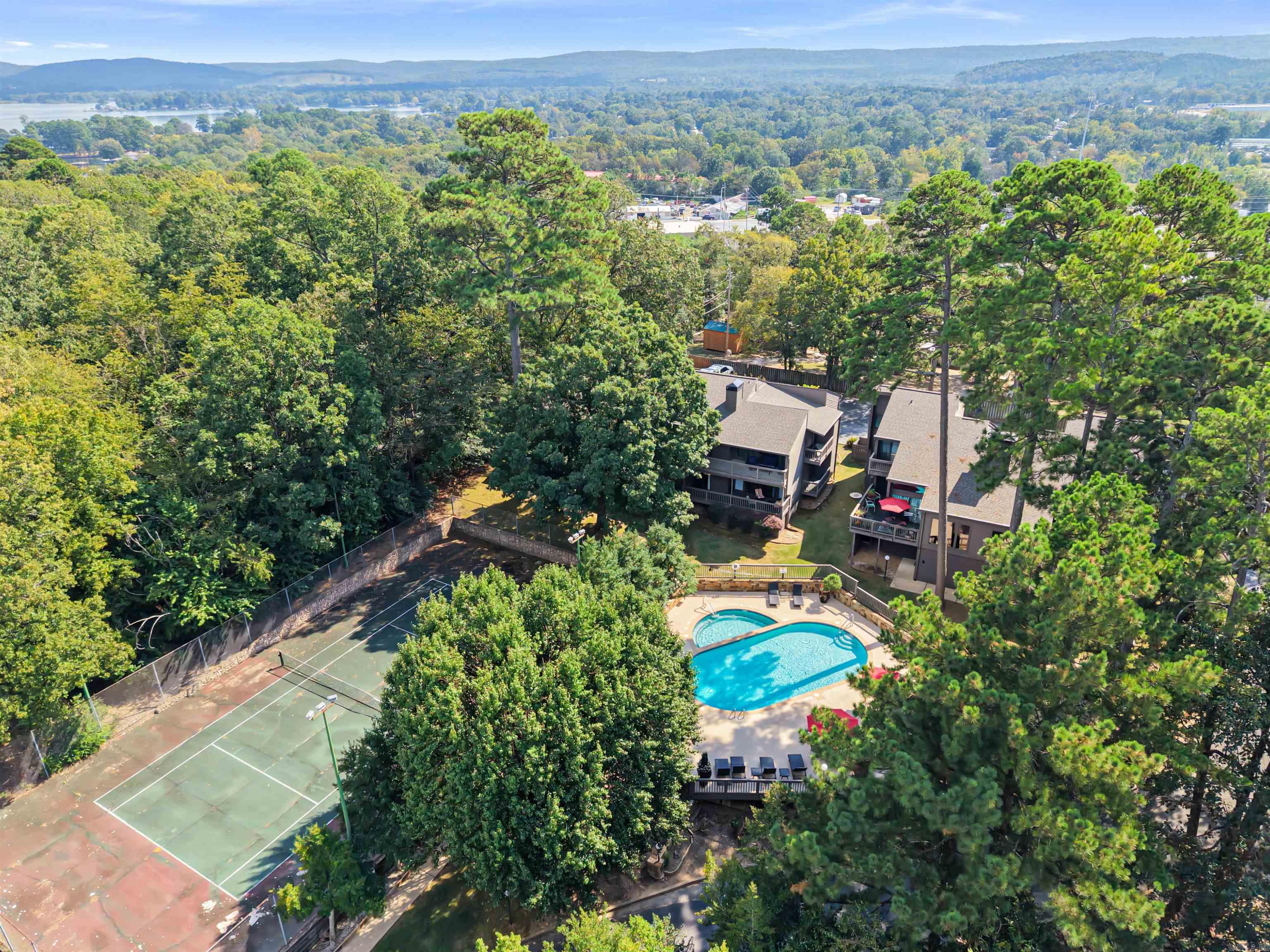 SOUTH SHORE HPR - Residential