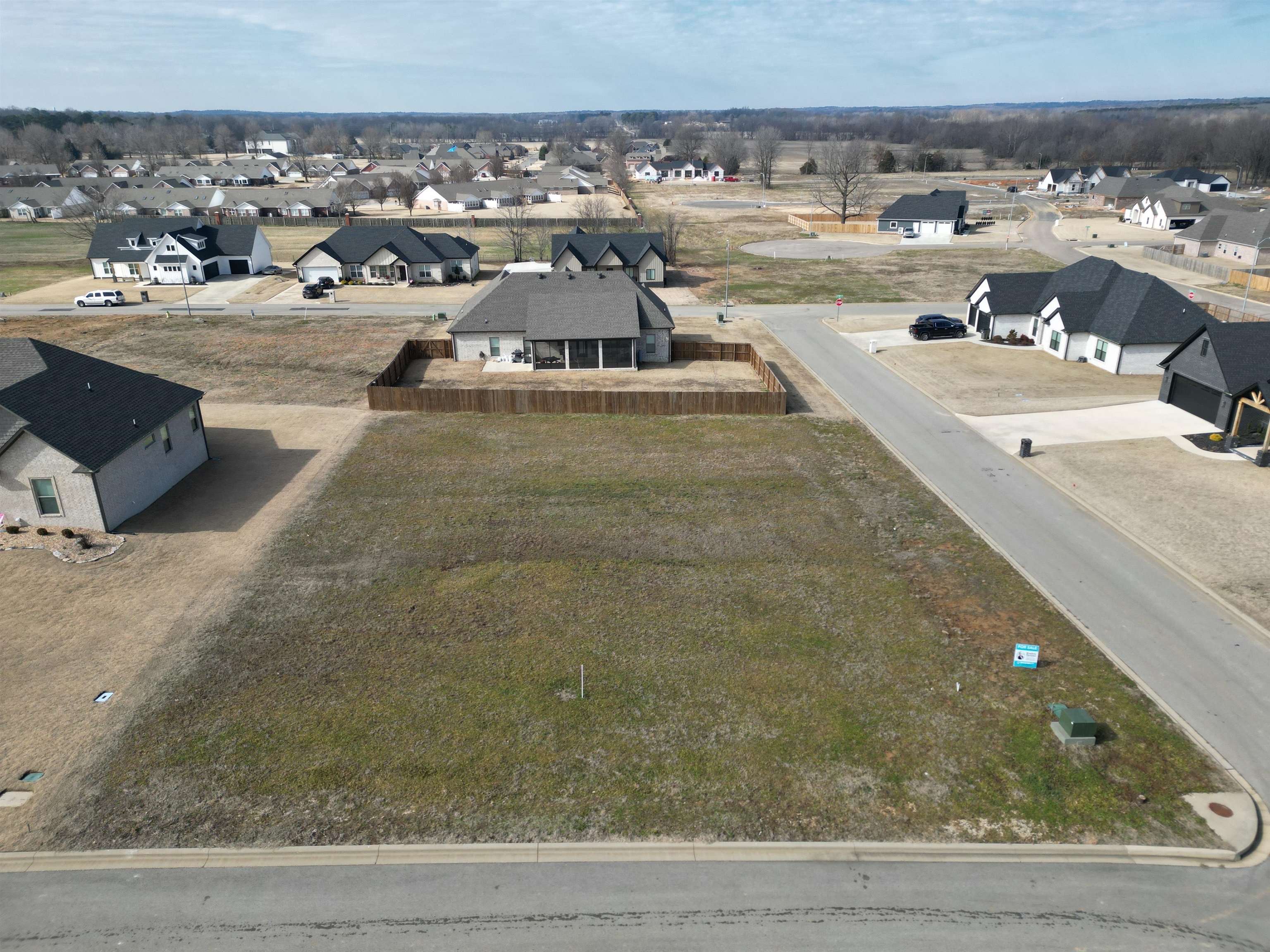 SILO RIDGE ESTATES - Land