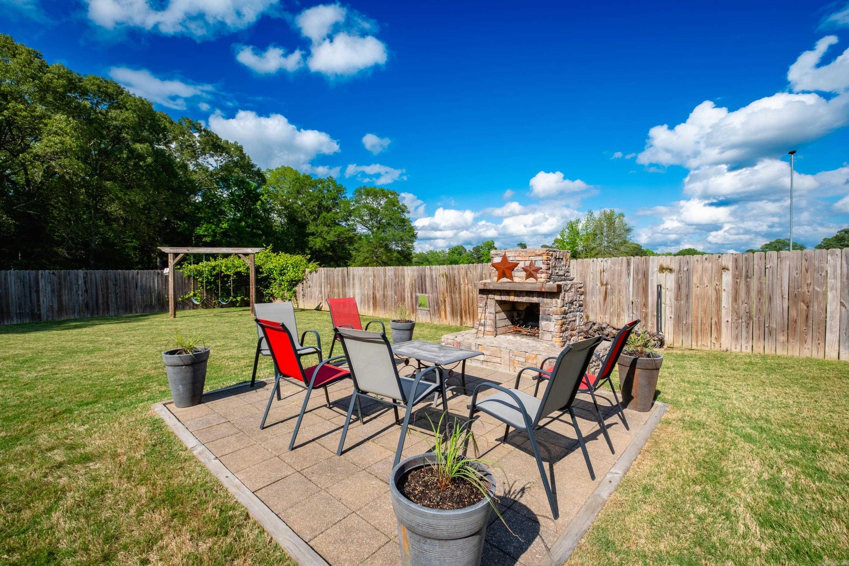 MEADOWLAKE - Residential