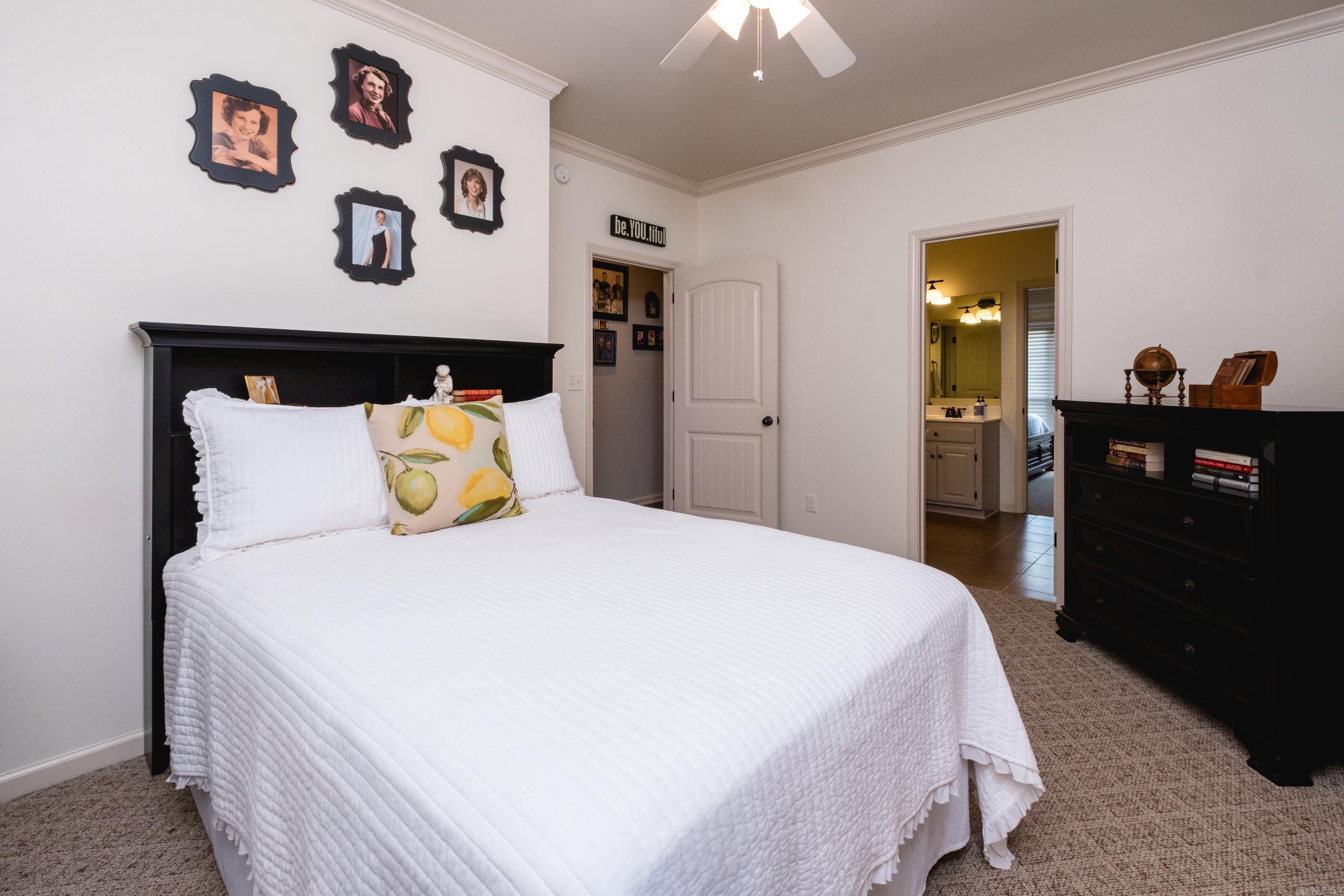 MEADOWLAKE - Residential