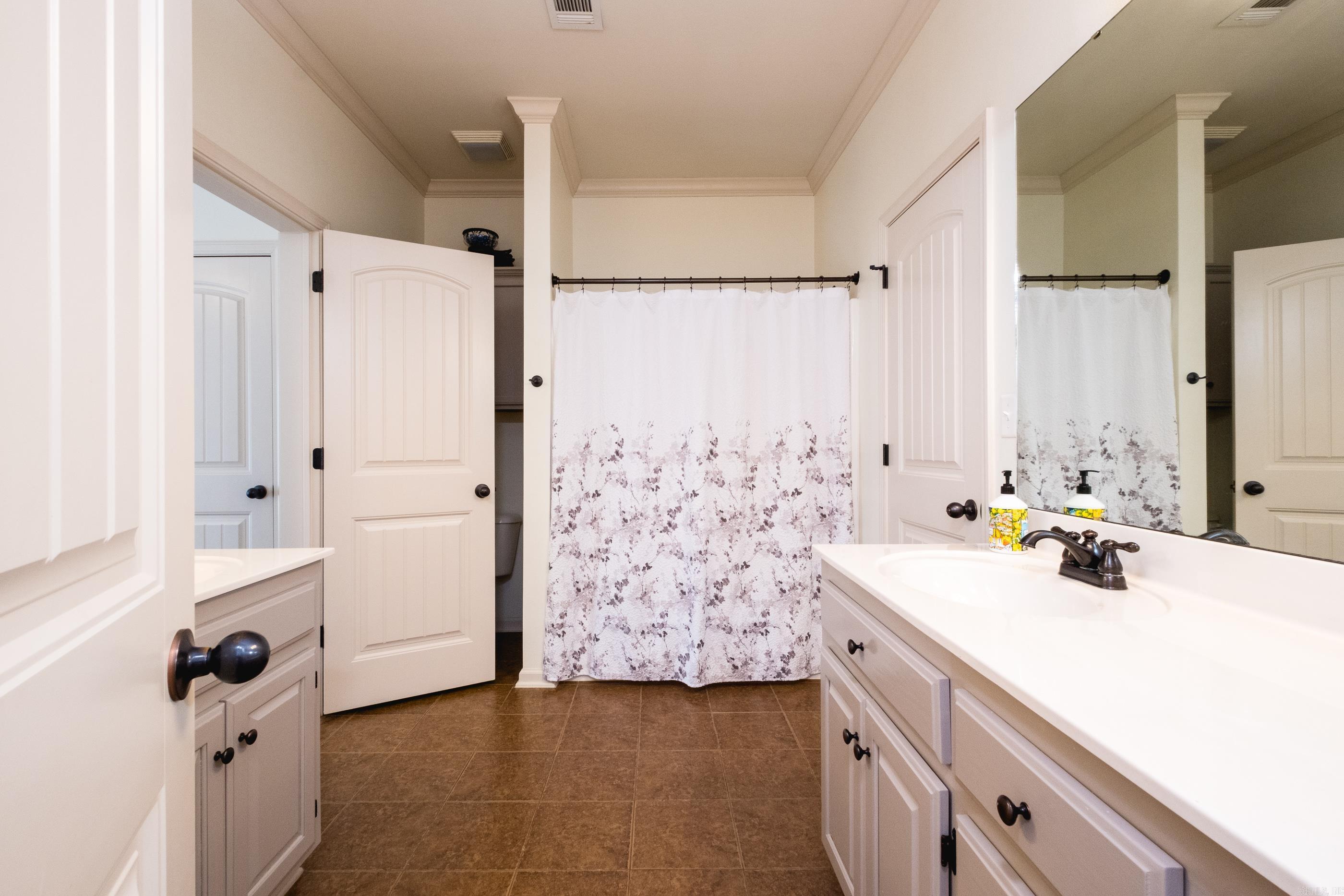MEADOWLAKE - Residential