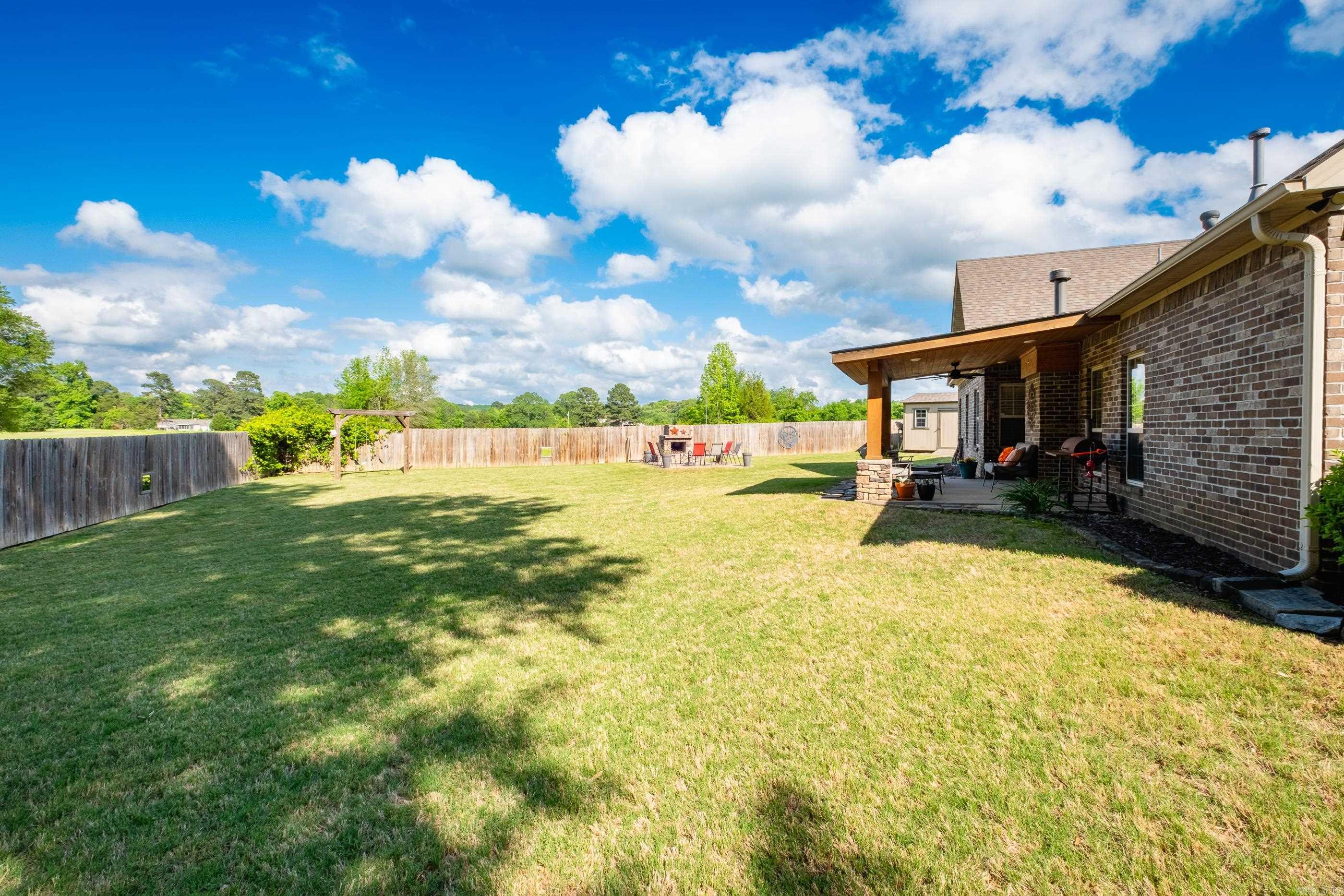 MEADOWLAKE - Residential