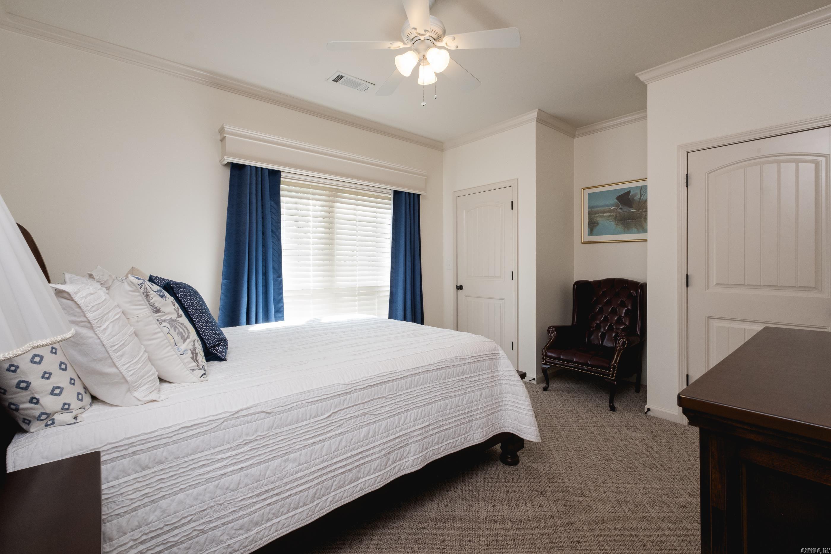 MEADOWLAKE - Residential