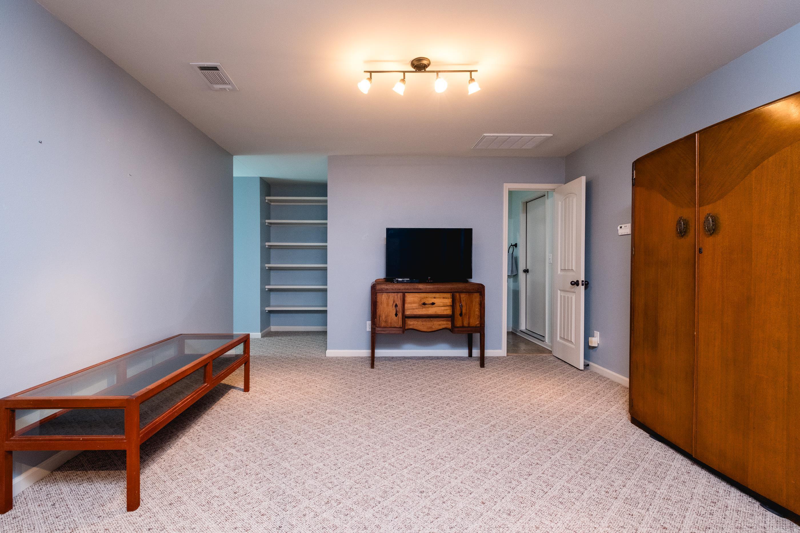 MEADOWLAKE - Residential