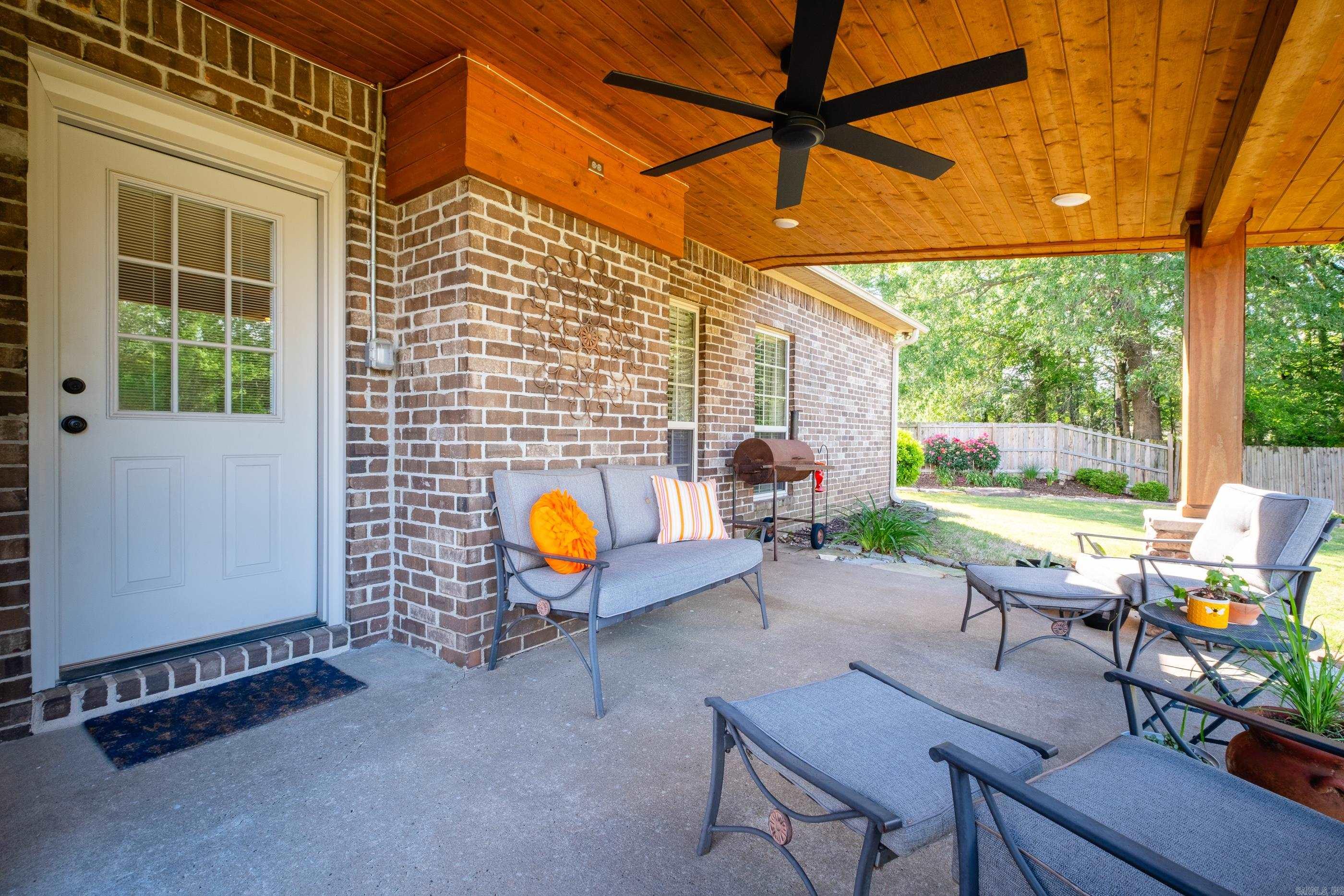 MEADOWLAKE - Residential