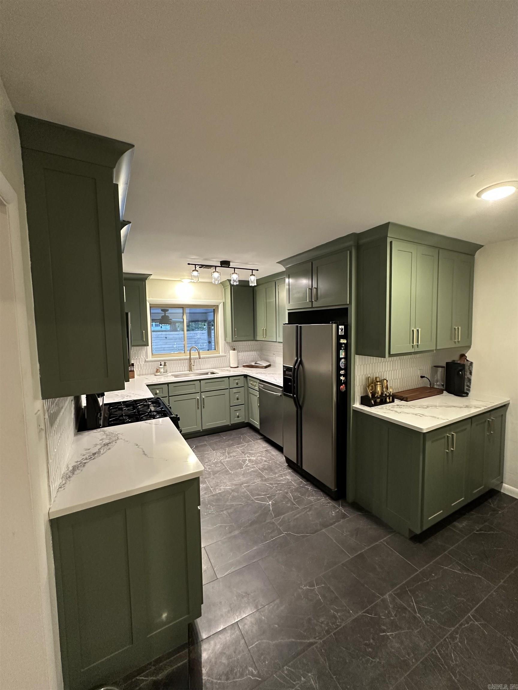 BRIARWOOD - Residential