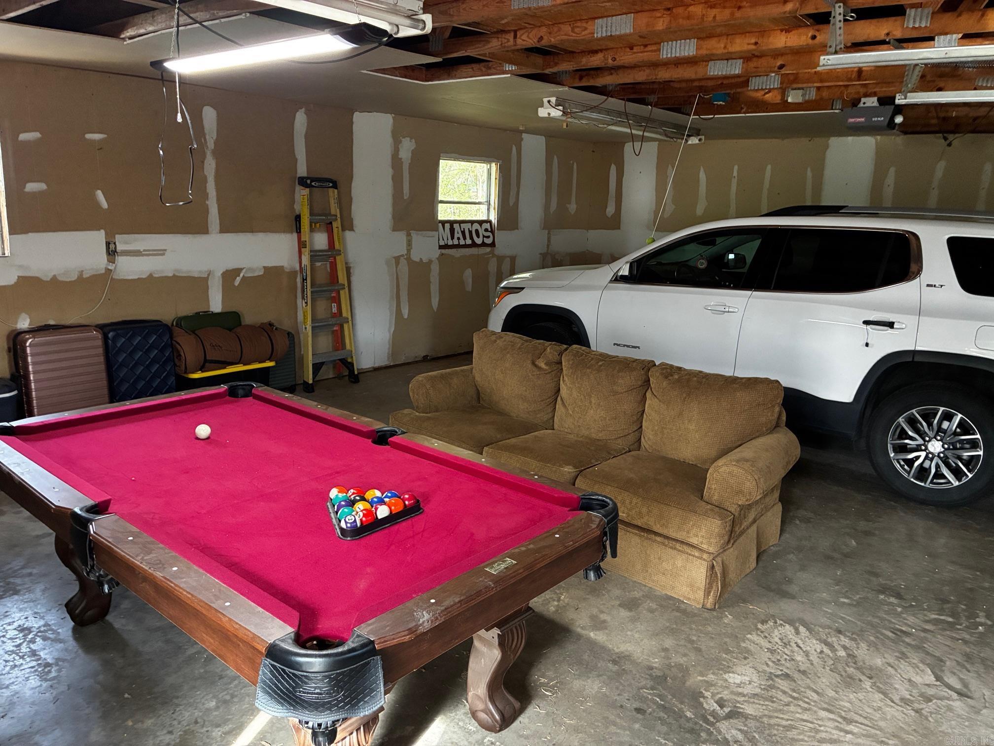 WH Abbington - Residential