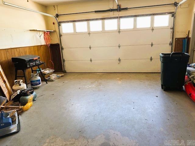 COUNTRY CLUB RIDGE - Residential