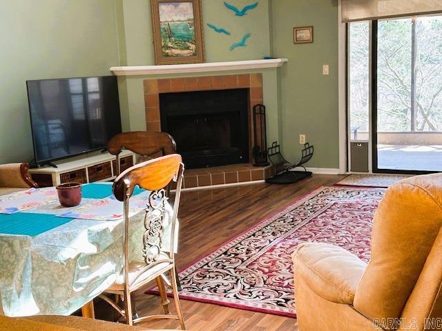 COUNTRY CLUB RIDGE - Residential