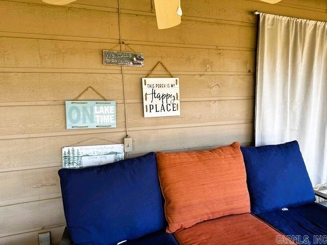 COUNTRY CLUB RIDGE - Residential