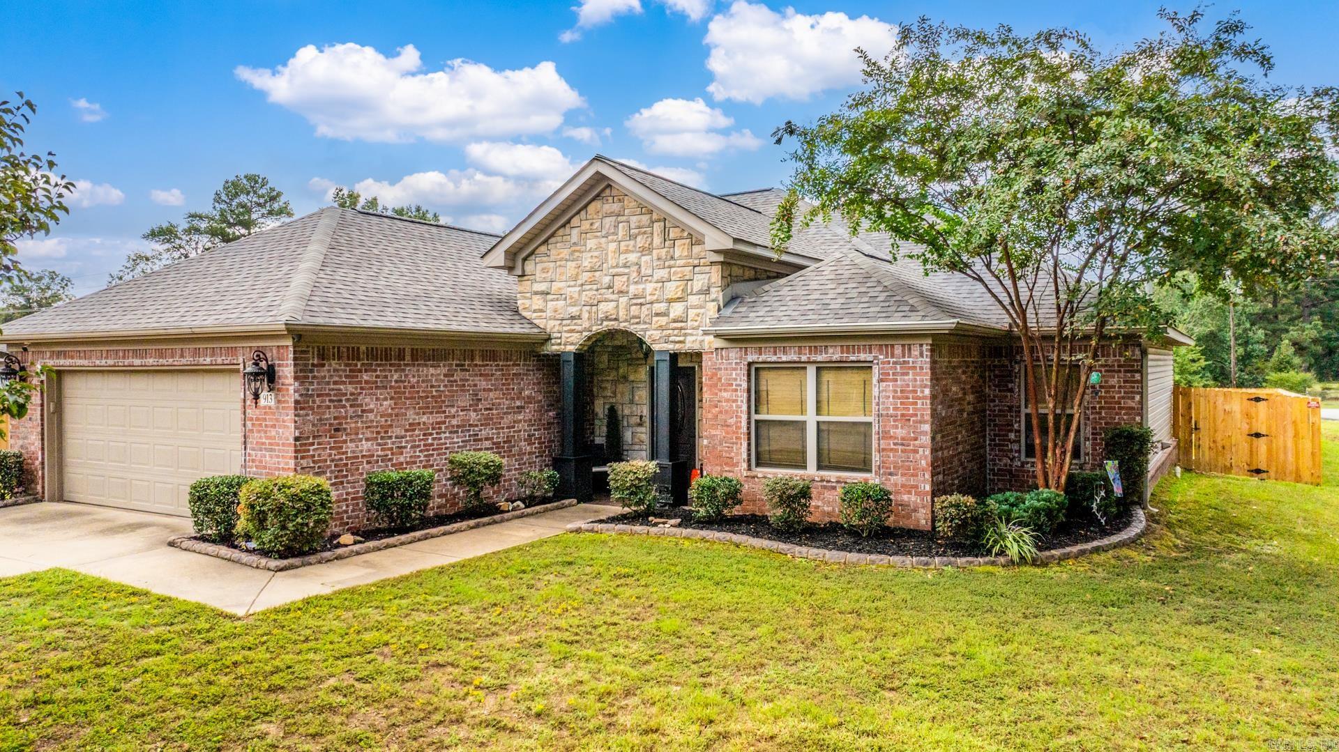 CARMICHAEL ESTATES - Residential