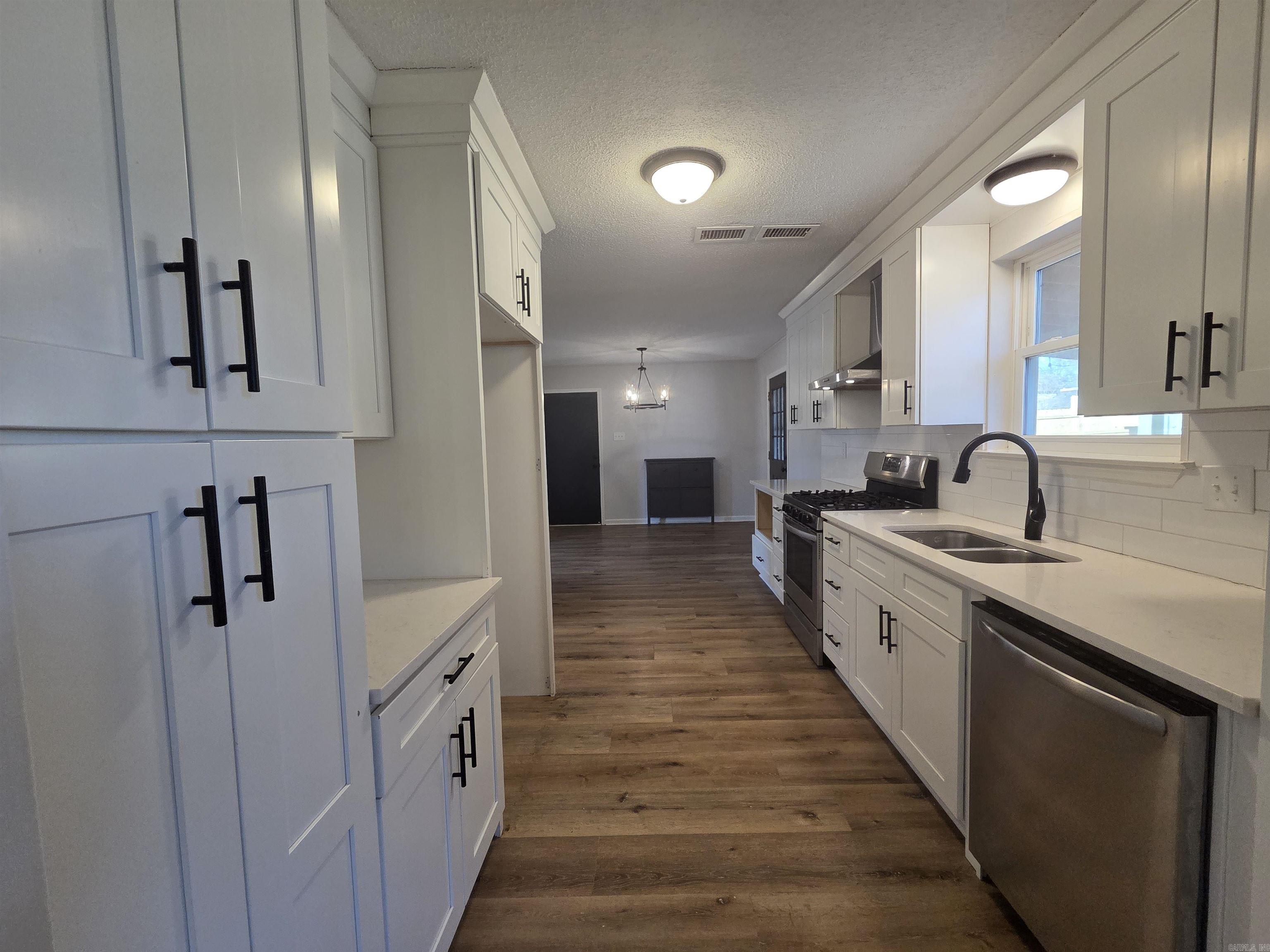 Queensbrook - Residential