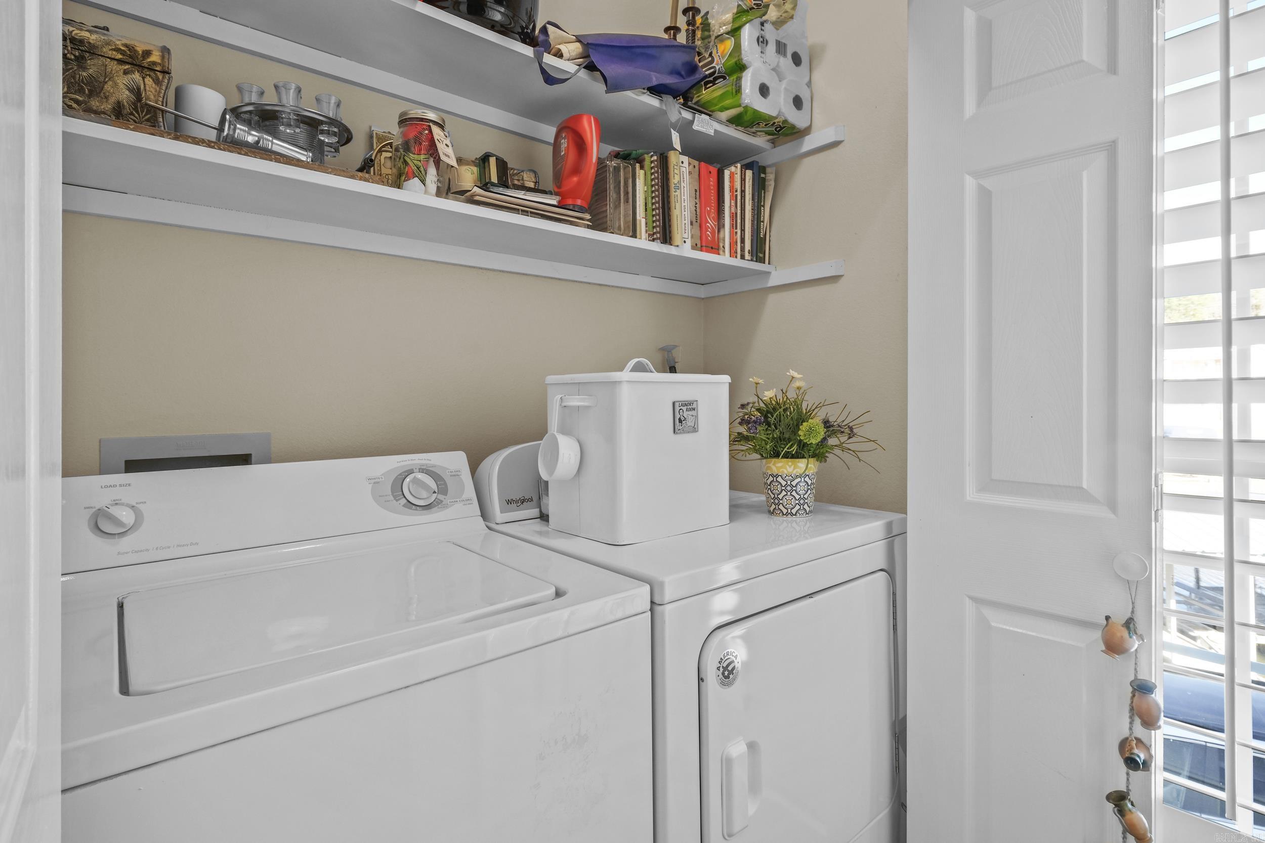 BAYSHORE TOWNHOMES - Residential