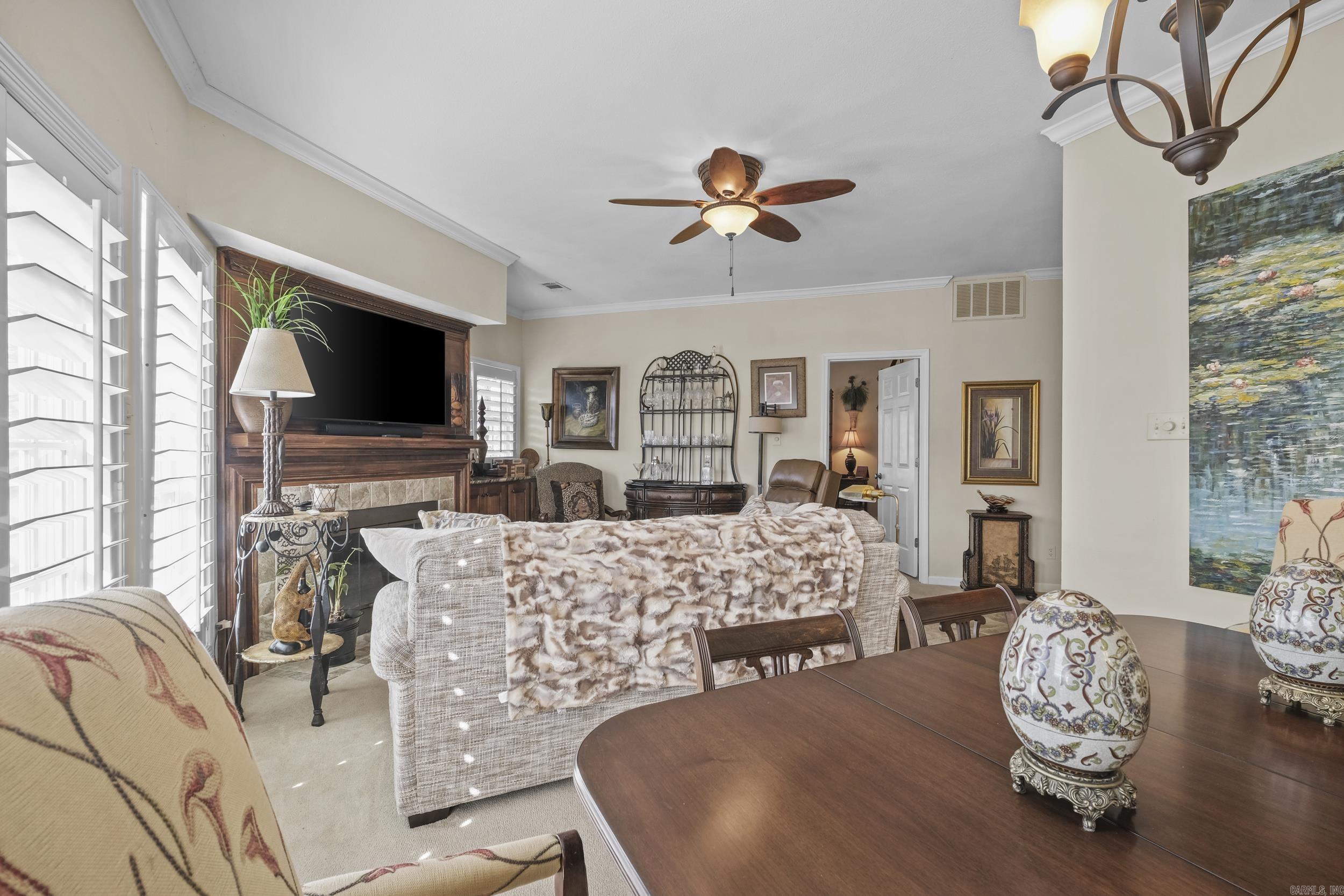 BAYSHORE TOWNHOMES - Residential