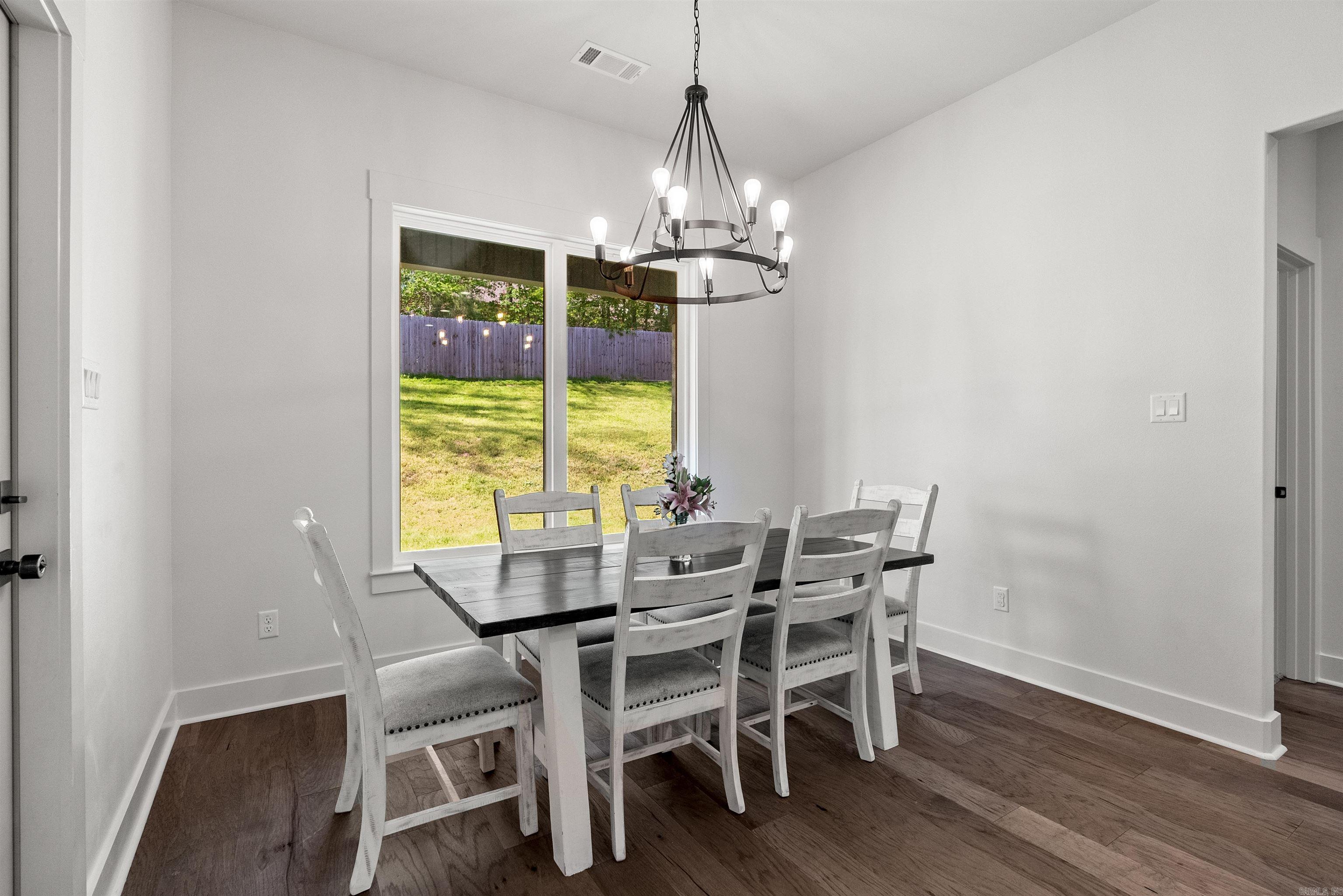 NORTH SHORE @ HURRICANE LAKE EST - Residential