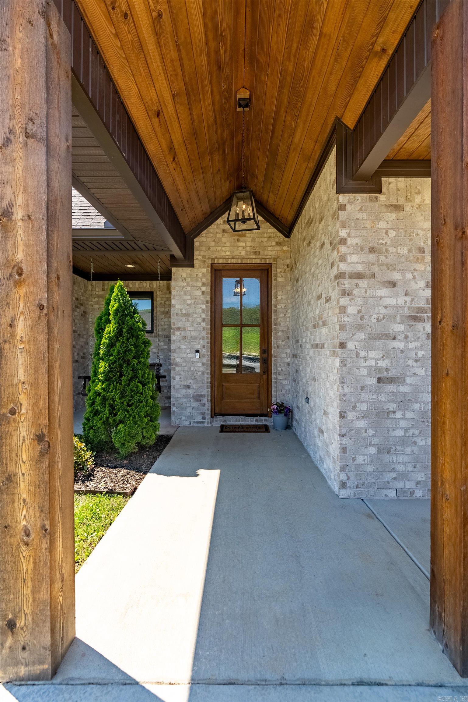 NORTH SHORE @ HURRICANE LAKE EST - Residential