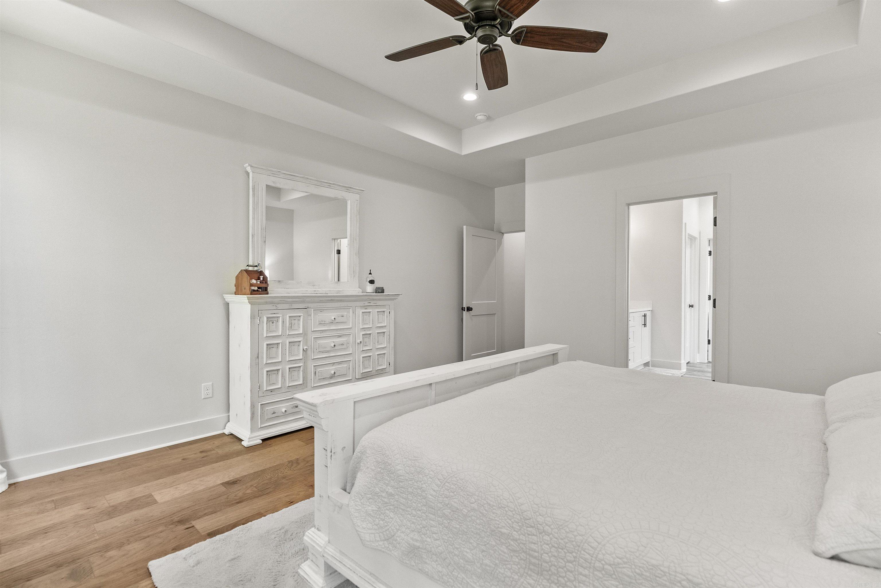 NORTH SHORE @ HURRICANE LAKE EST - Residential