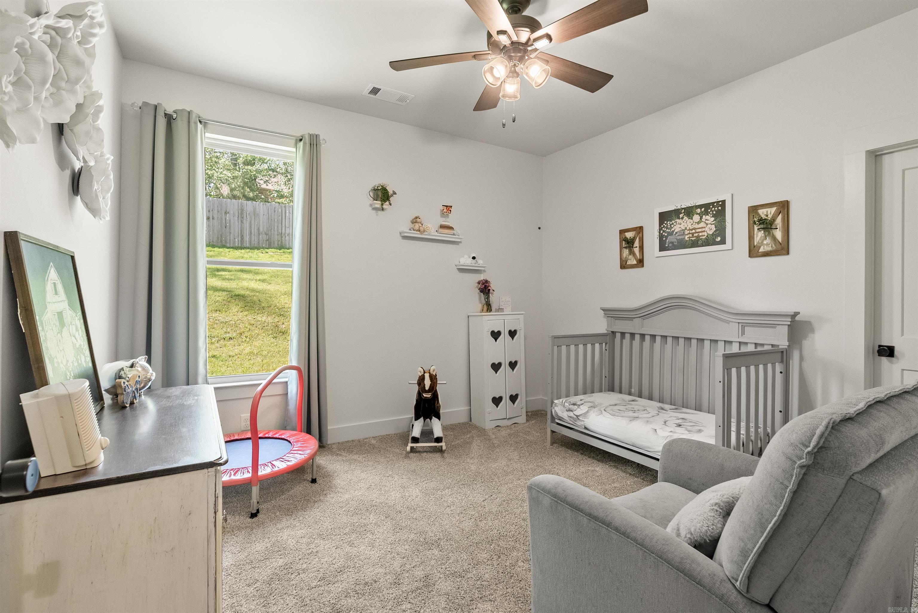 NORTH SHORE @ HURRICANE LAKE EST - Residential