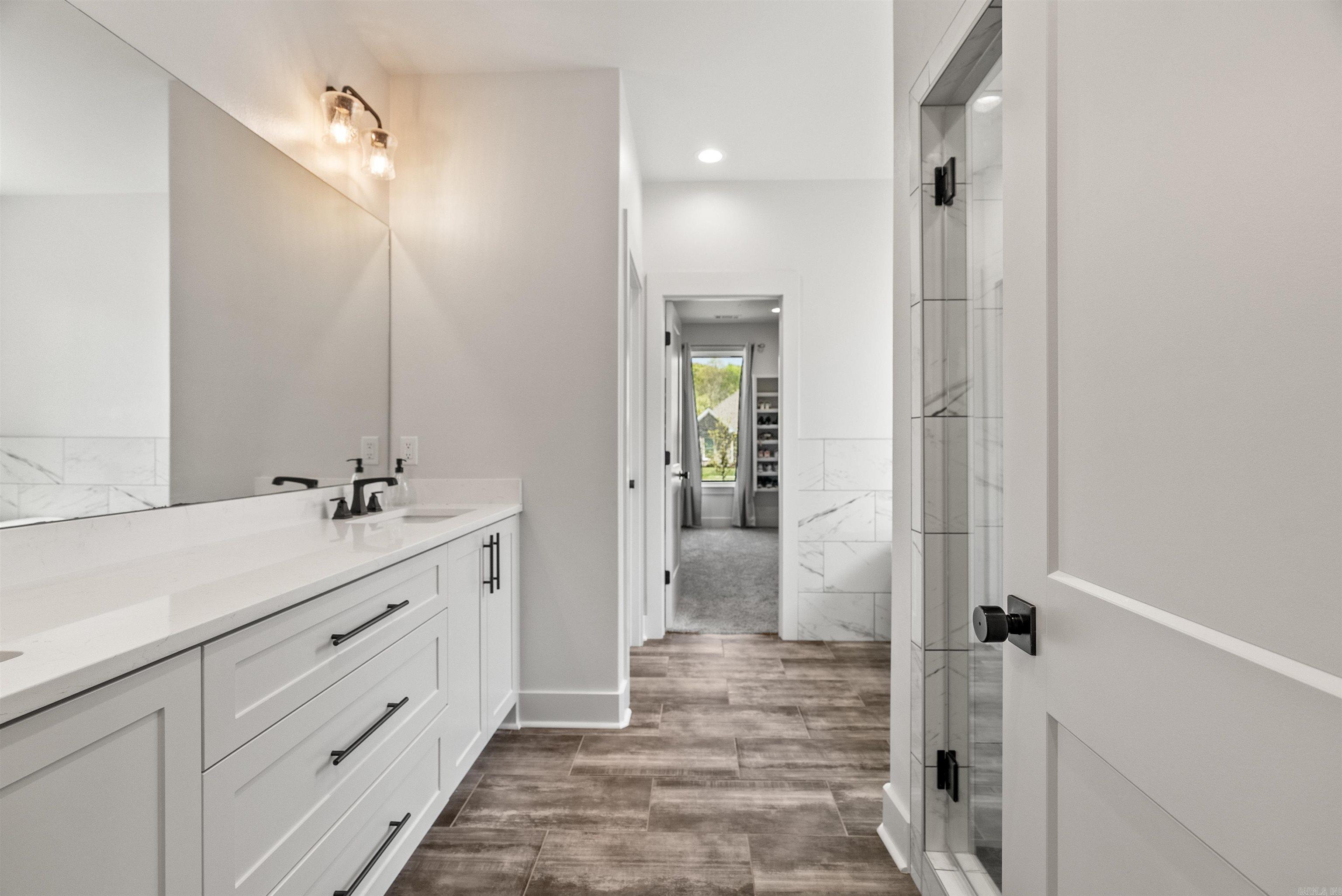 NORTH SHORE @ HURRICANE LAKE EST - Residential