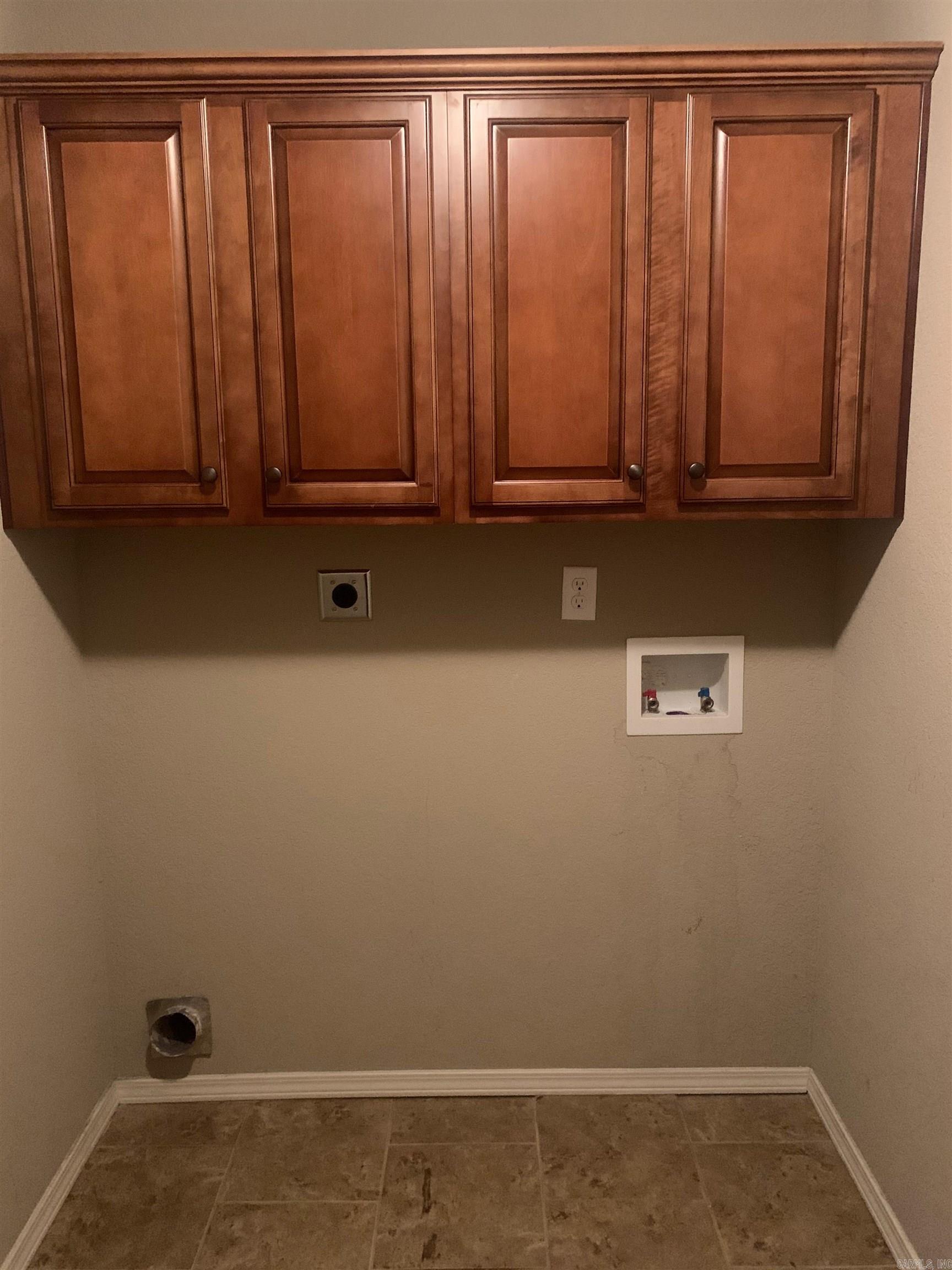 JUDE'S CROSSING - Residential