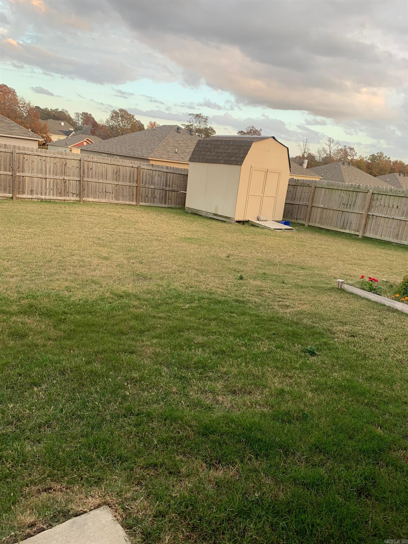 JUDE'S CROSSING - Residential