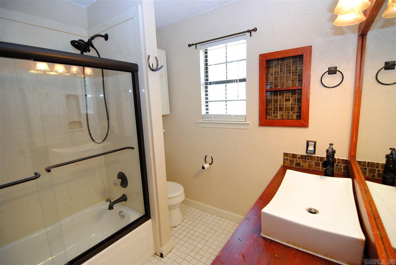 Woodland Hills Estates II - Residential Lease