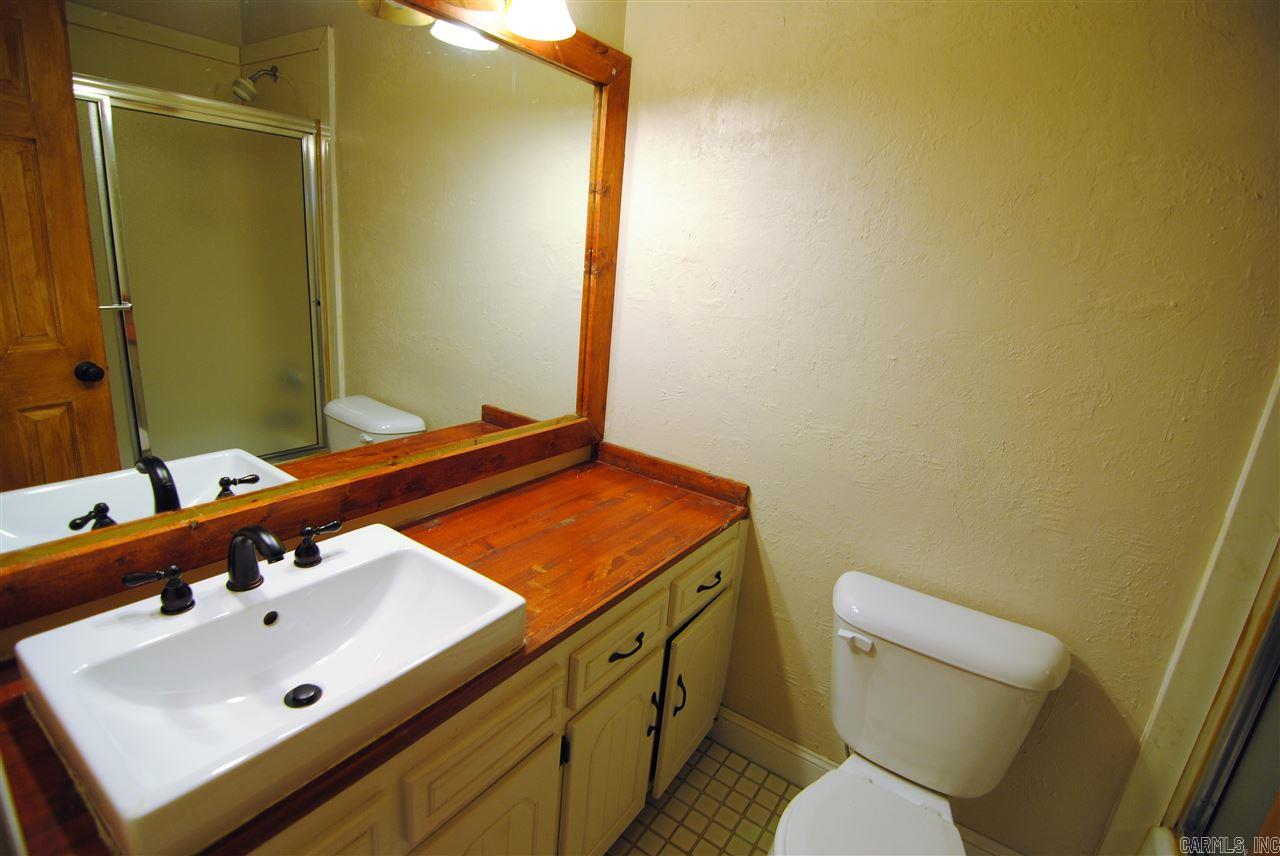 Woodland Hills Estates II - Residential Lease