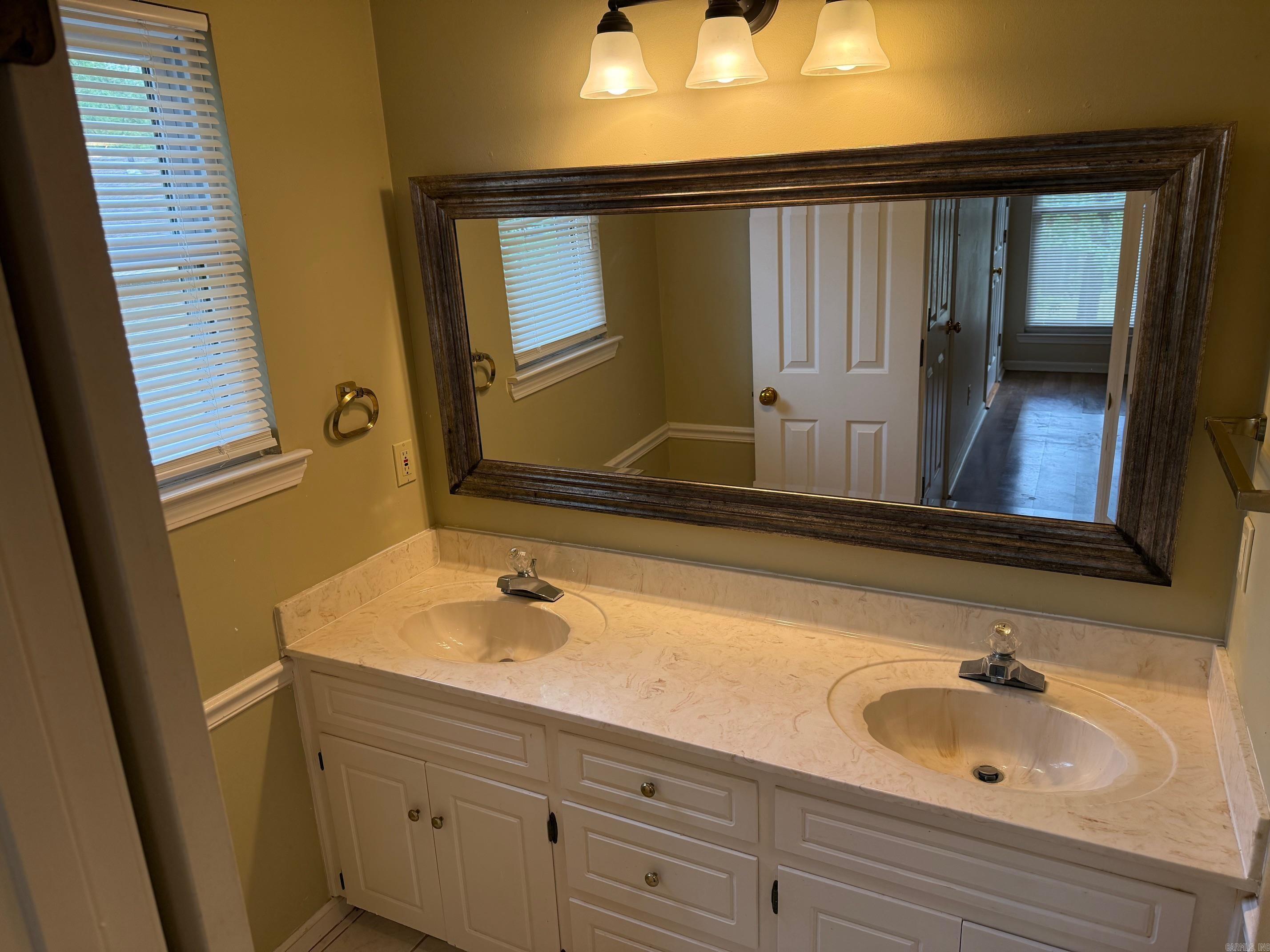 MARYLAND PLACE ADDN - Residential