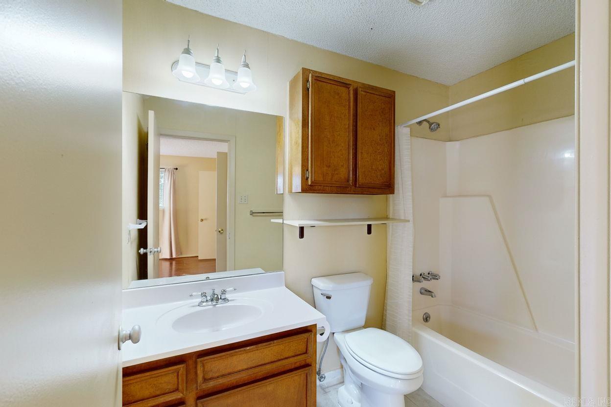 WILLOWBROOK TERRACE HPR - Residential