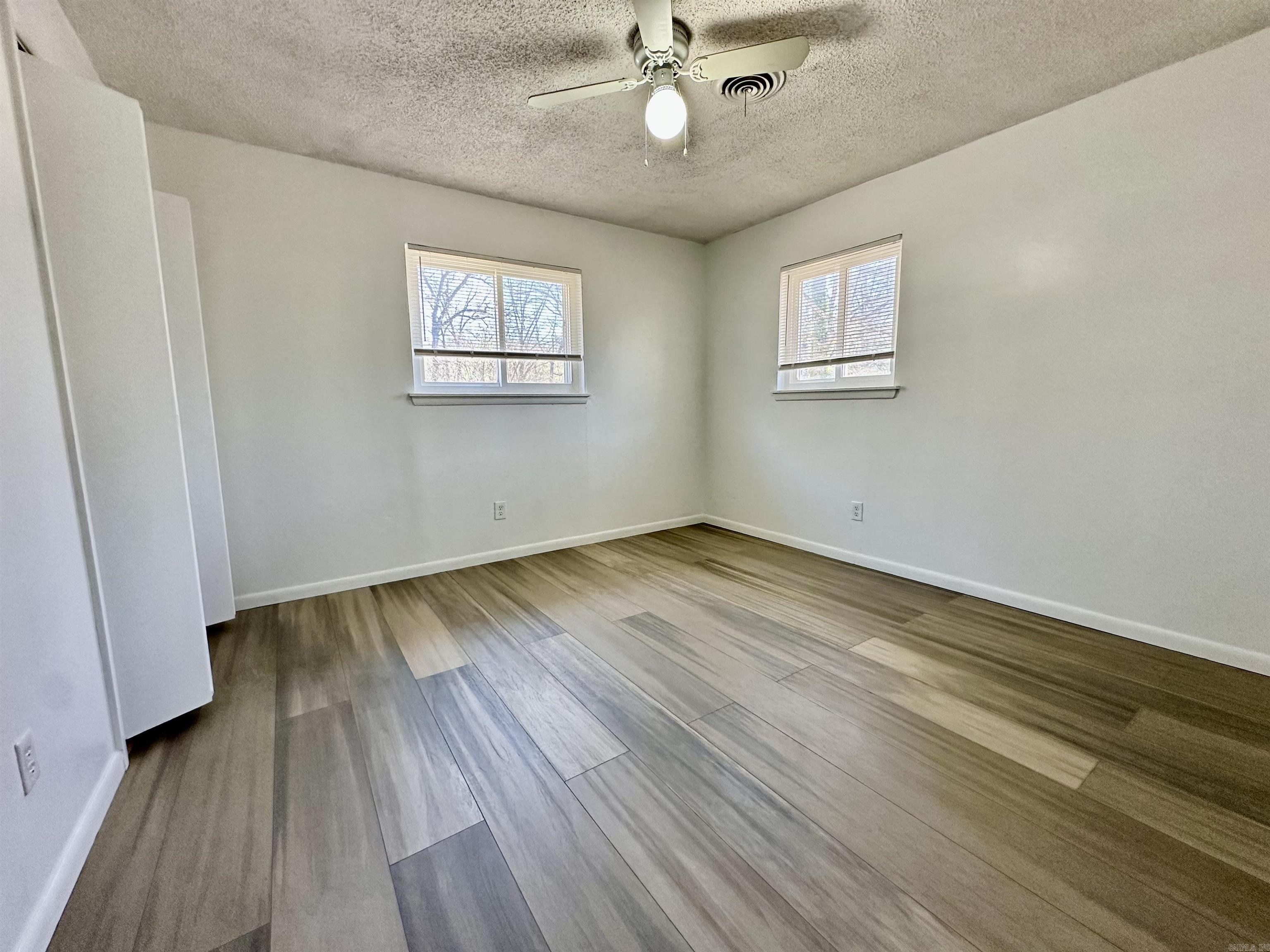 WATSON MANOR - Residential