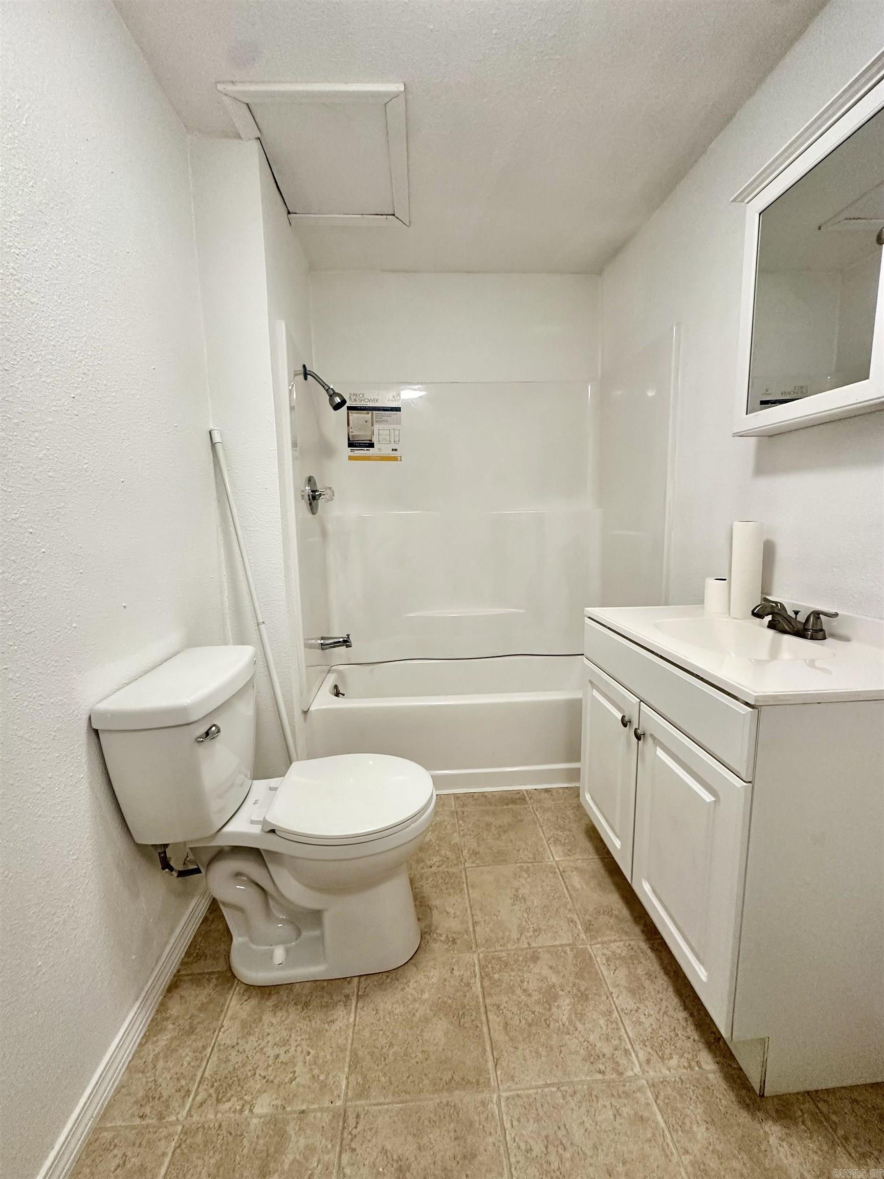 WATSON MANOR - Residential