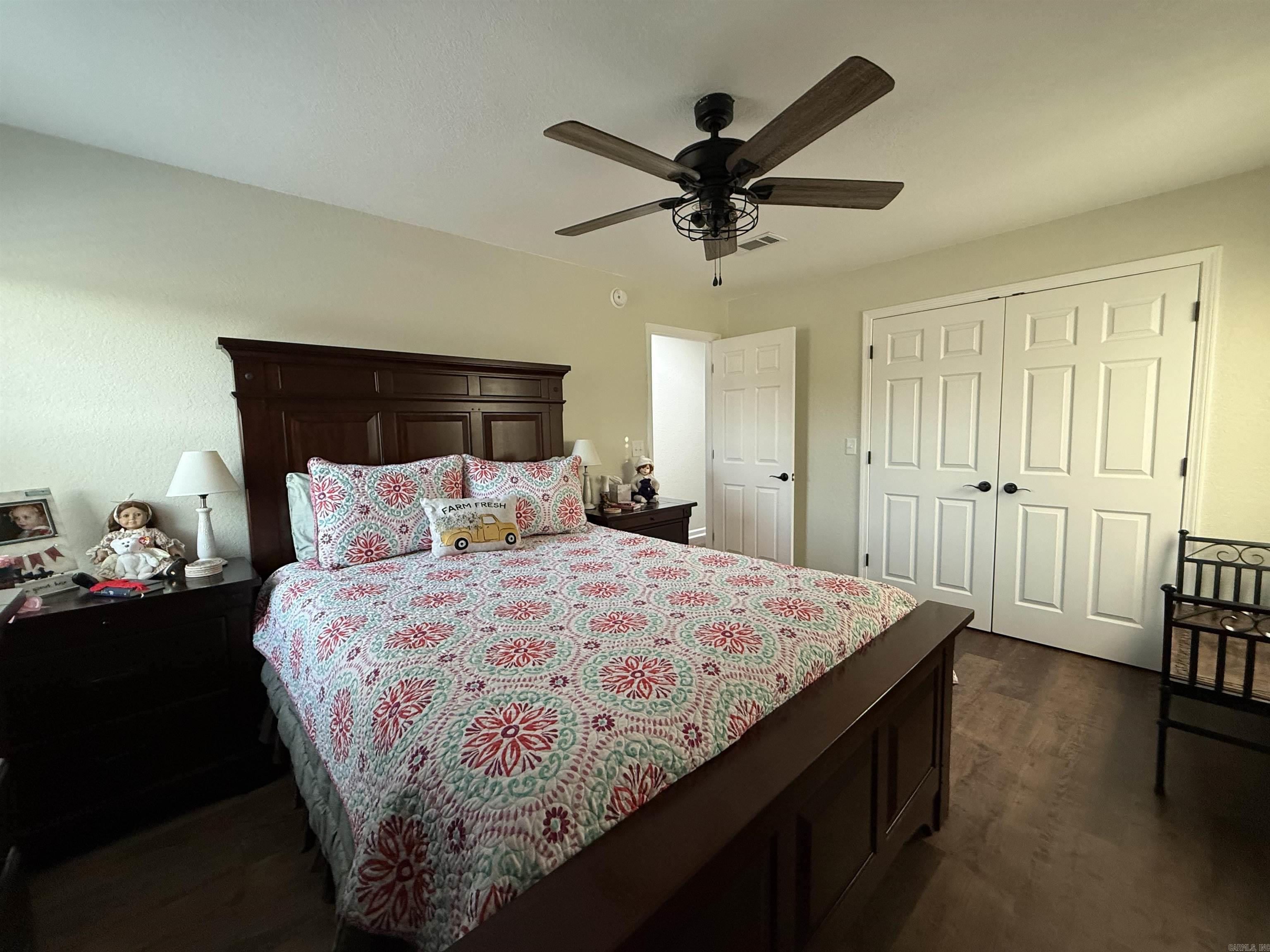 DEETER - Residential