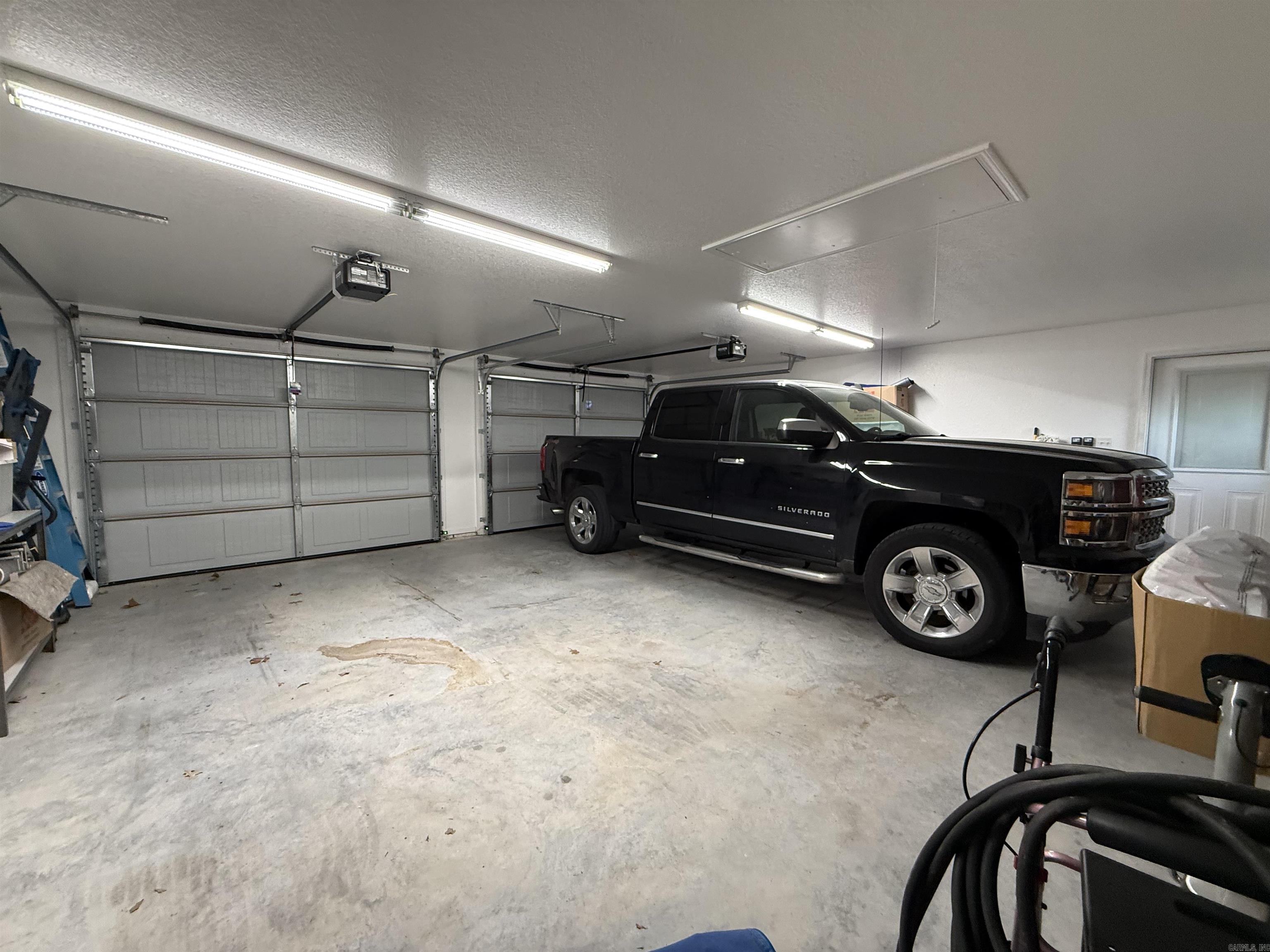 DEETER - Residential