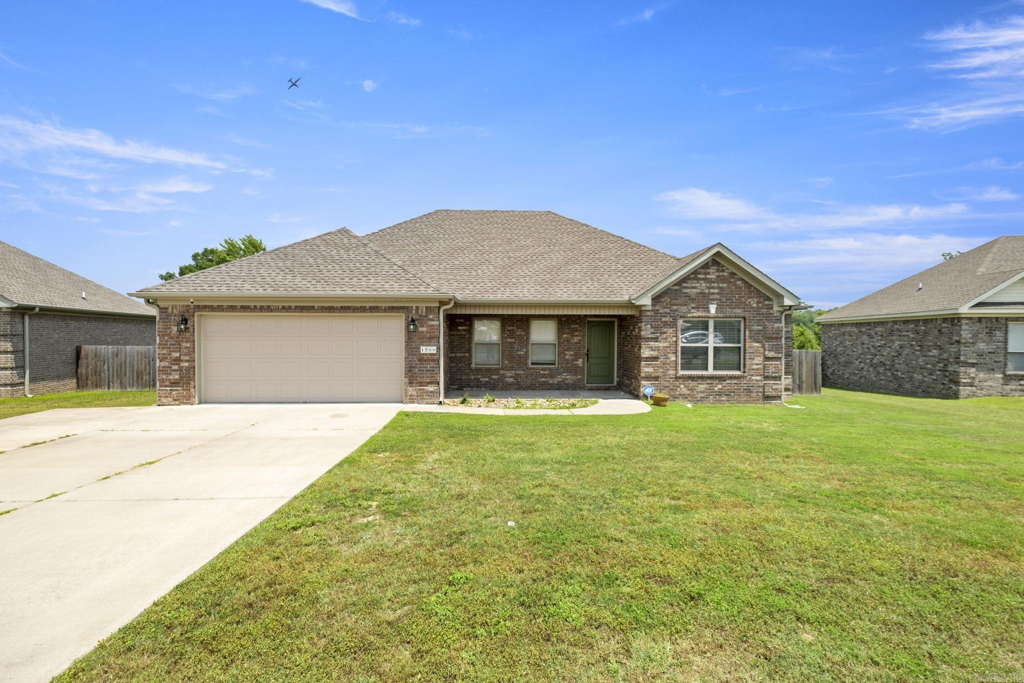 Jaxon Terrace - Residential Lease