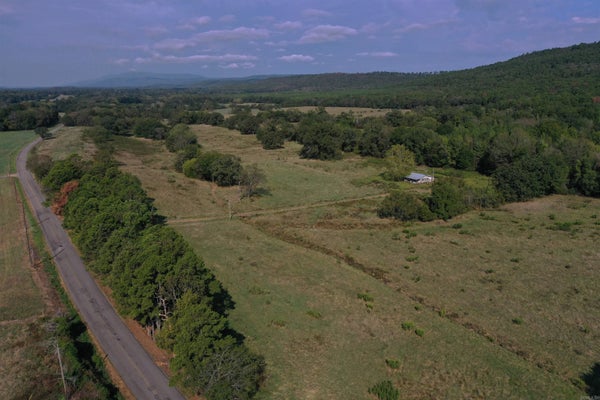 12540 OLD BOONEVILLE RD, BELLEVILLE, AR 72824 - Image cb26cd8f849ea2963161b63fb545a734/4138746420
