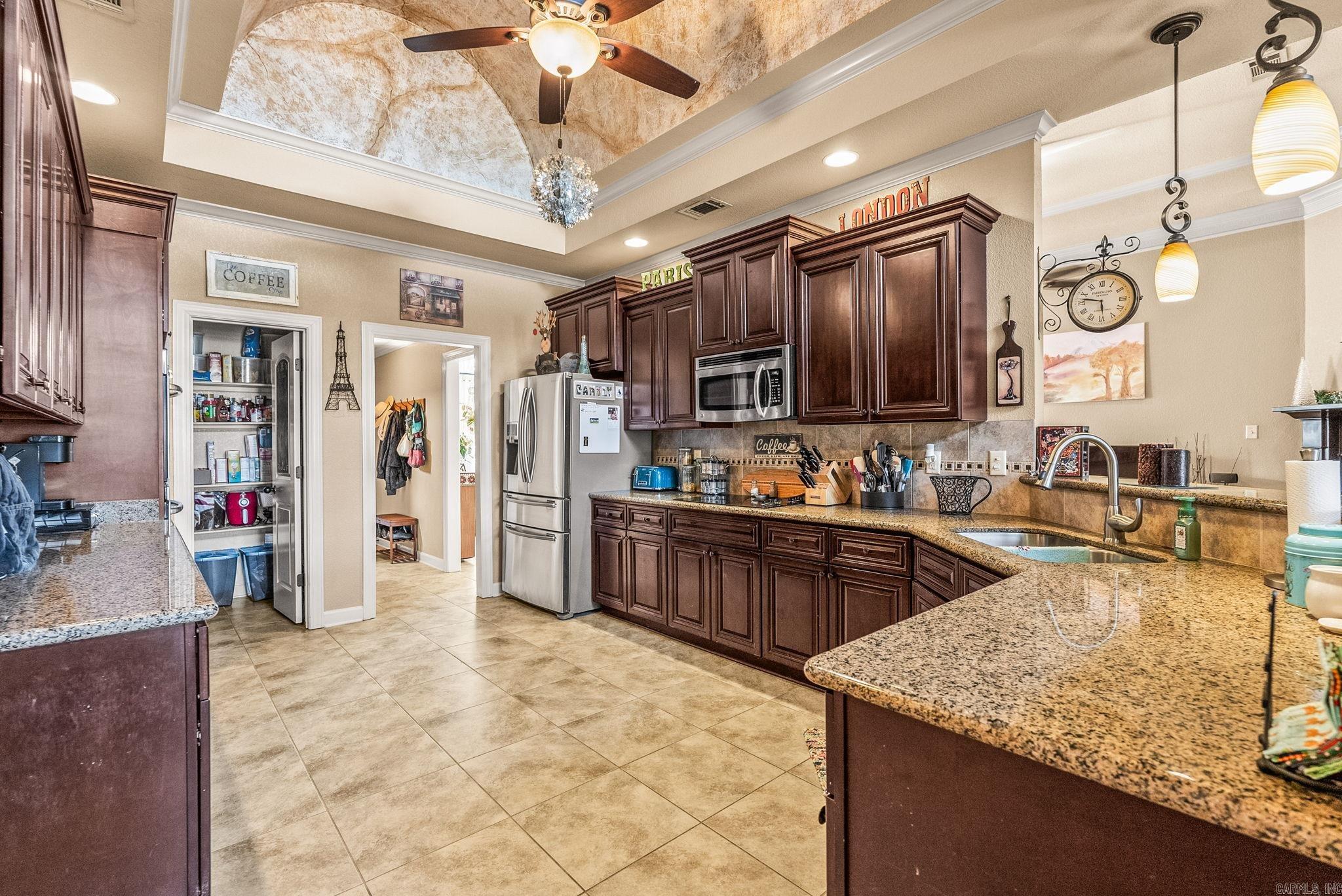 MYSTERY LAKE @ GREYSTONE - Residential