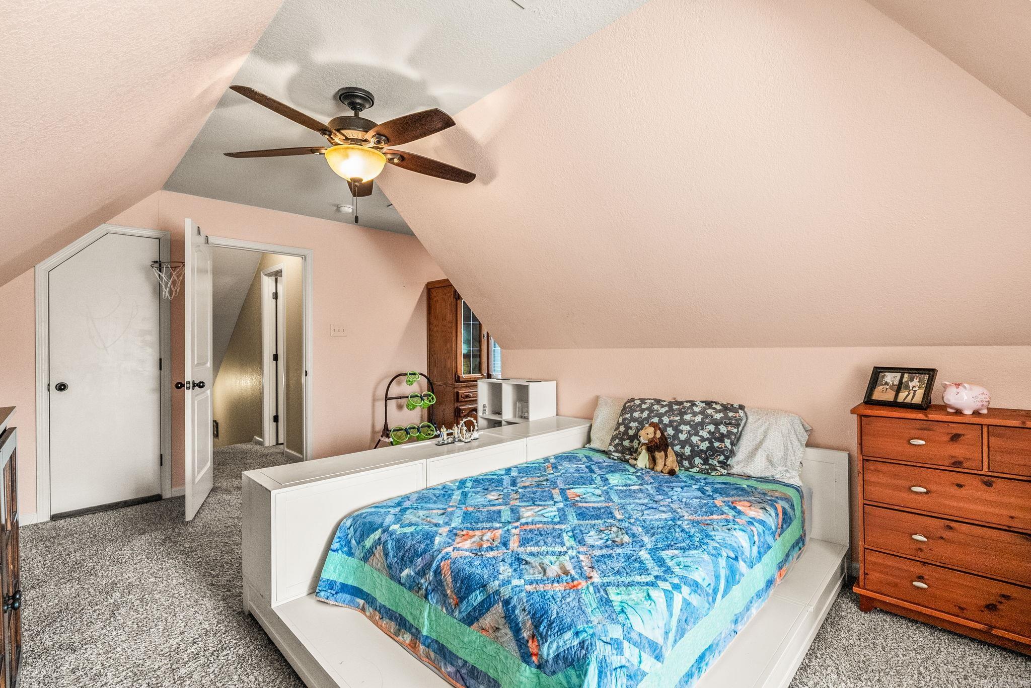 MYSTERY LAKE @ GREYSTONE - Residential