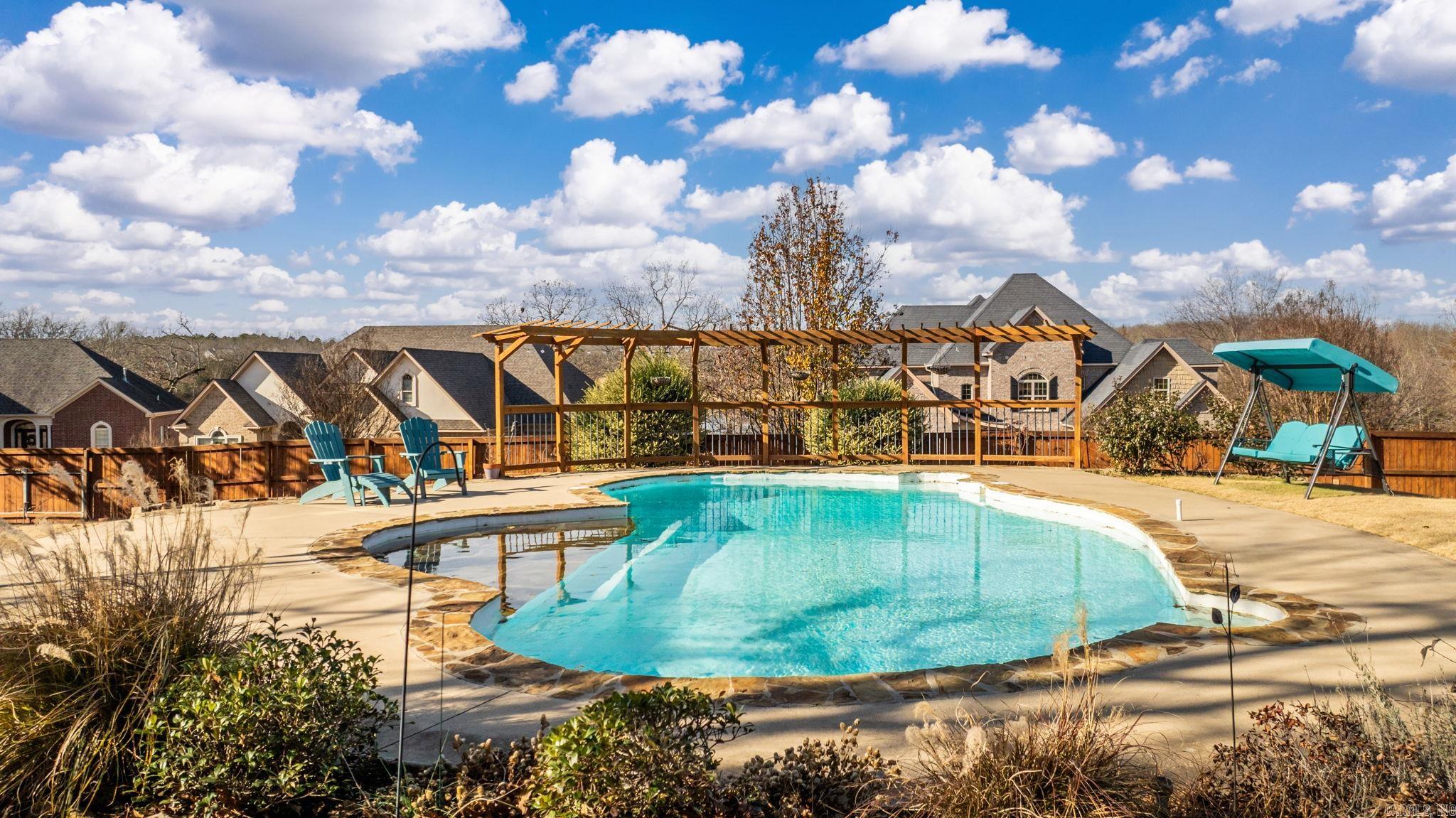 MYSTERY LAKE @ GREYSTONE - Residential