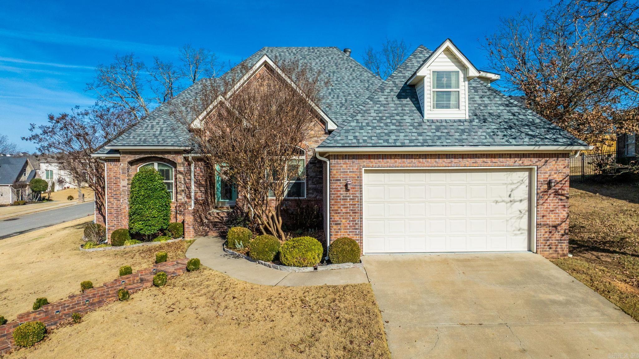 MYSTERY LAKE @ GREYSTONE - Residential