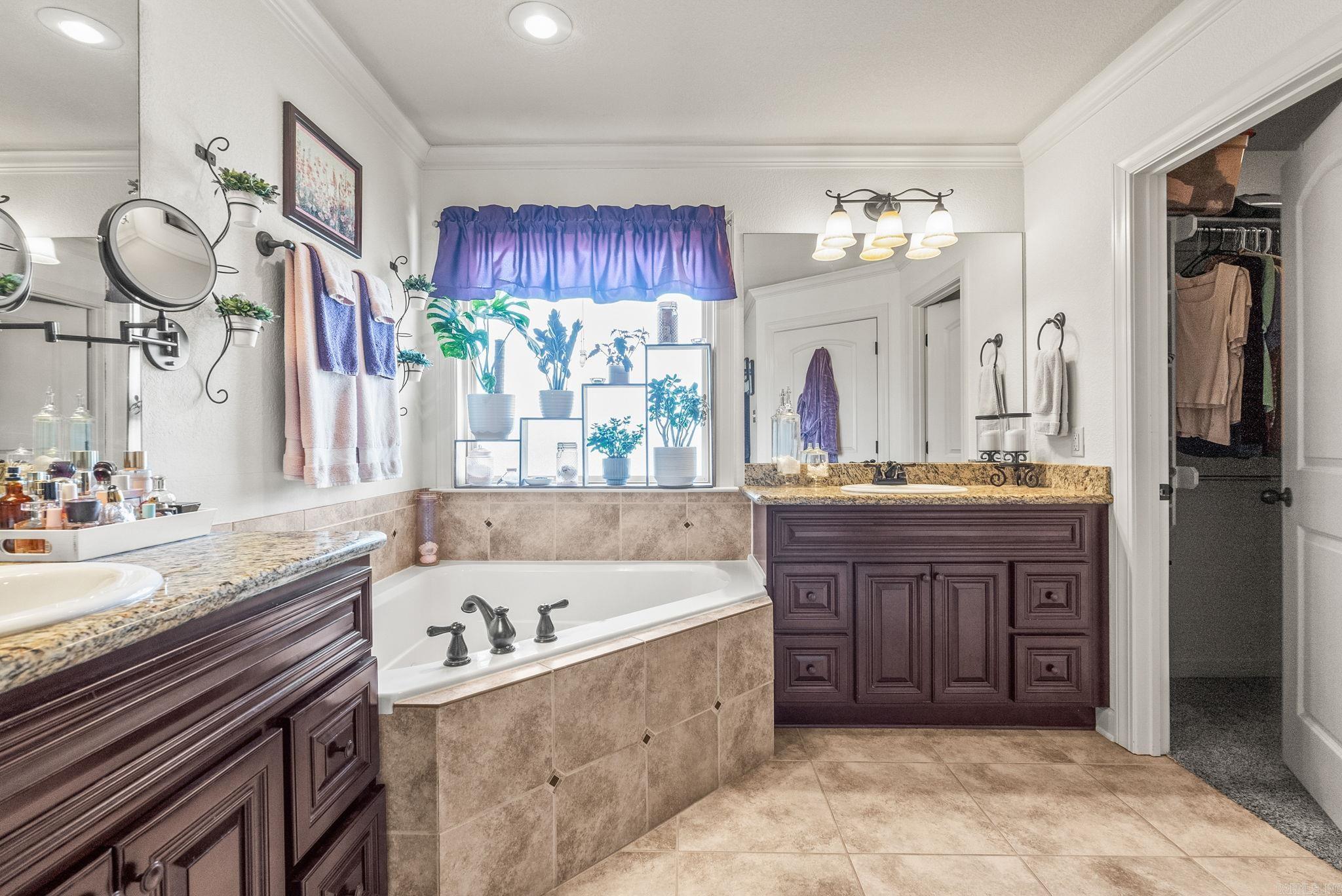 MYSTERY LAKE @ GREYSTONE - Residential