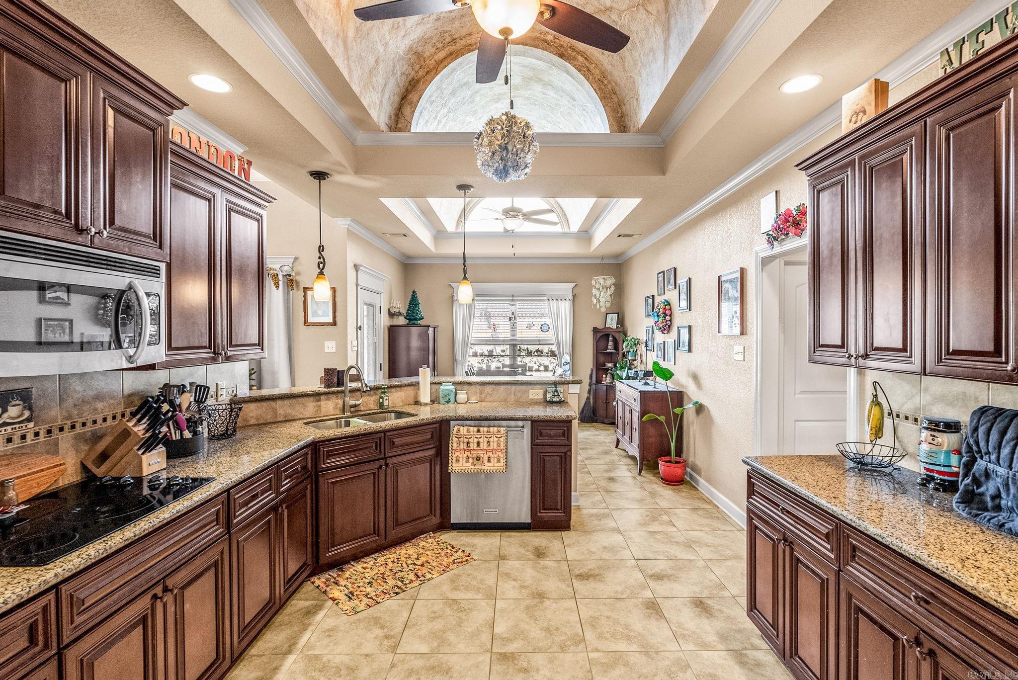 MYSTERY LAKE @ GREYSTONE - Residential