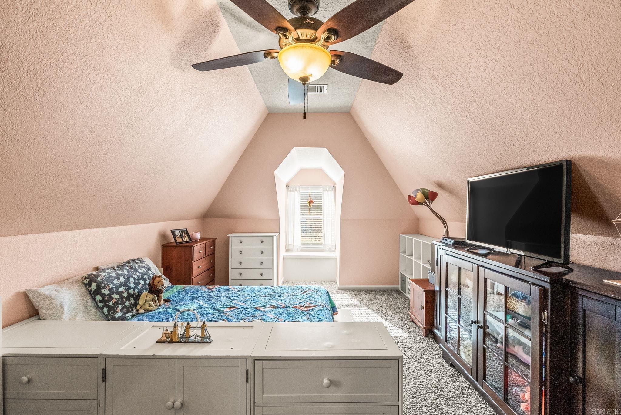 MYSTERY LAKE @ GREYSTONE - Residential