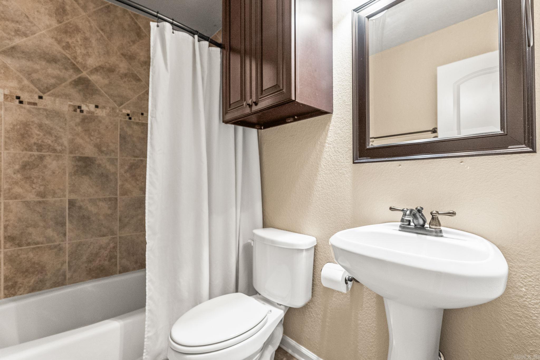 MYSTERY LAKE @ GREYSTONE - Residential