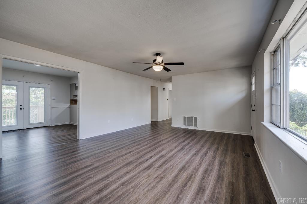 ALTA VISTA - Residential