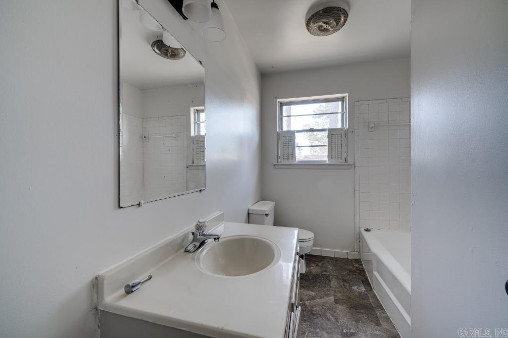 ALTA VISTA - Residential