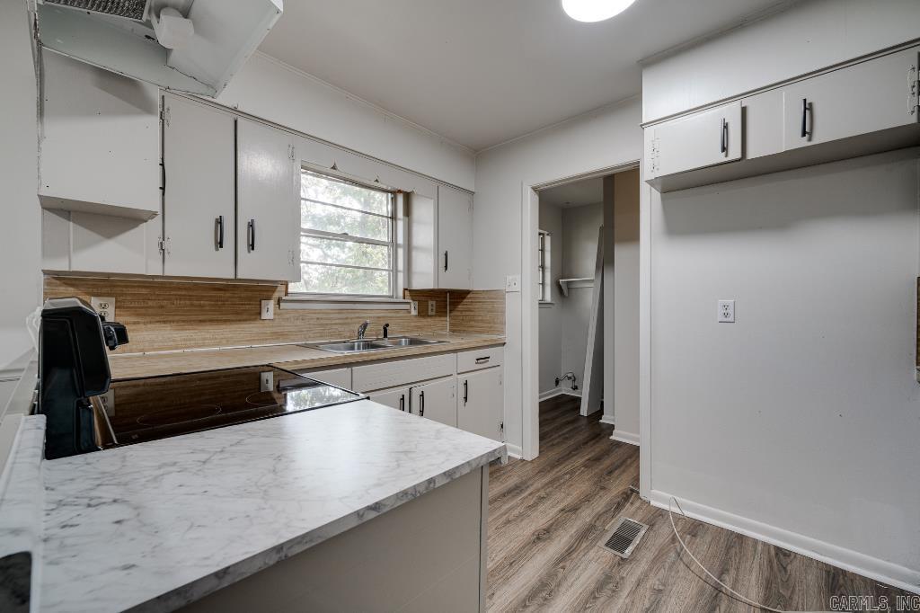 ALTA VISTA - Residential