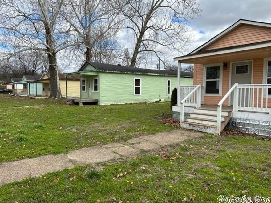 1 of 5 row homes for sale. Available for purchase or owner-finance. Improvements have been made to this home including finish/new flooring, new windows, roof, new cabinets, bathroom remodel and interior and exterior painted. Seller has more residential and commercial properties available for sale or owner-finance. Finance terms are 10% down, no prepayment penalties and 3.5% interest.  Parcel ID# 301-02554-200