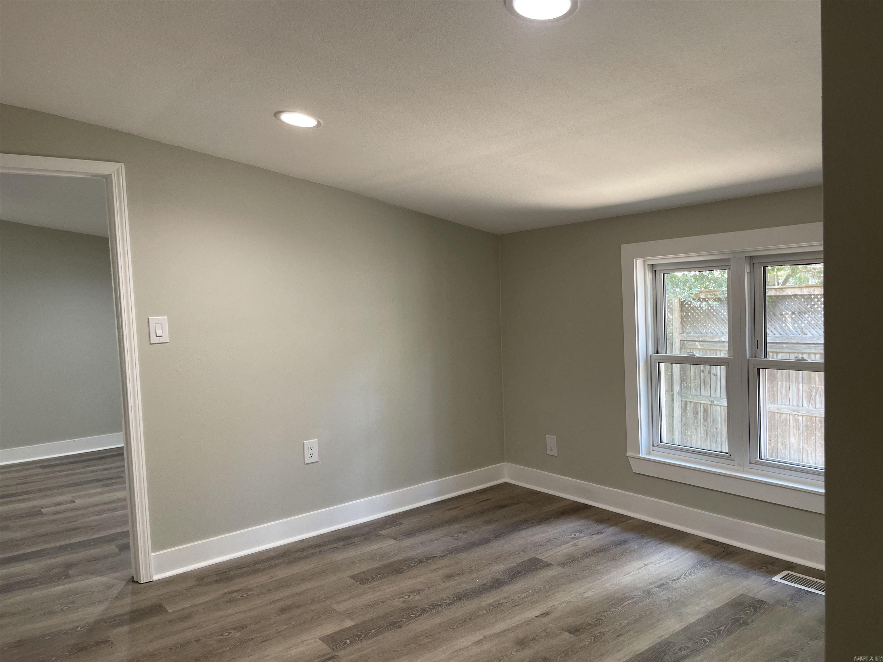 BRIARCLIFF - Residential