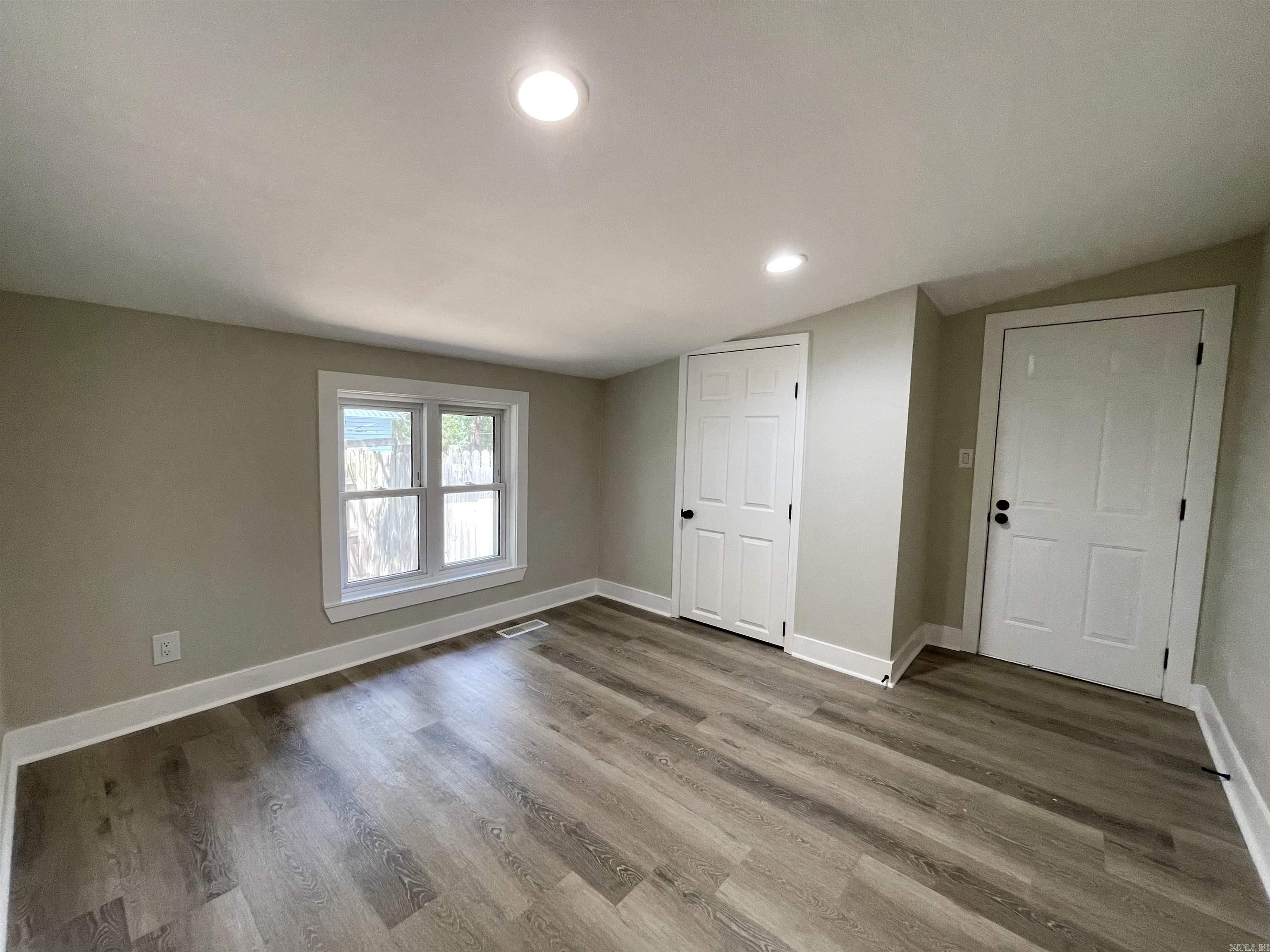 BRIARCLIFF - Residential